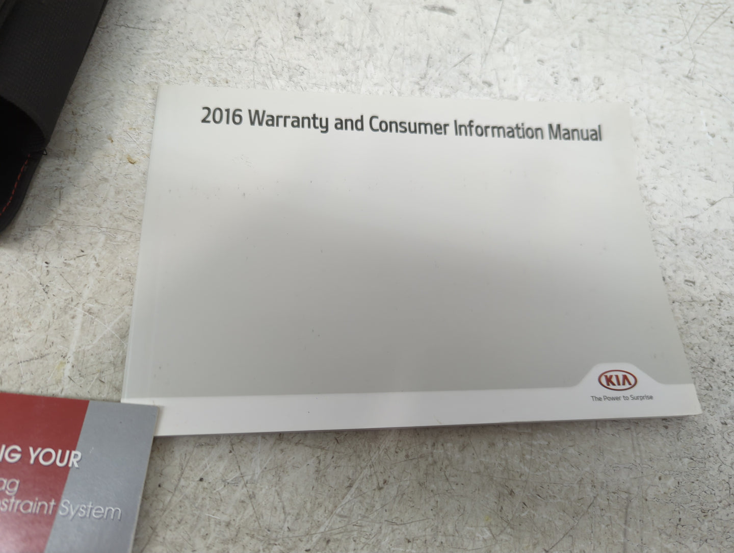 2016 Kia Sorento Owners Manual Book Guide P/N:GXG5-EU55D OEM Used Auto Parts - Oemusedautoparts1.com