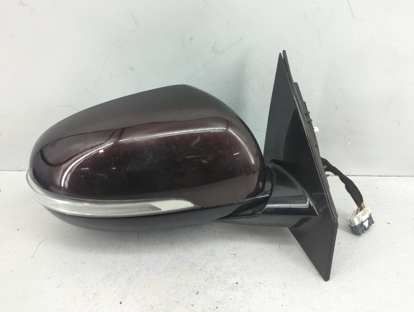 2016-2020 Kia Sorento Passenger Side View Mirror - Right Door Mirror OEM Used - Oemusedautoparts1.com