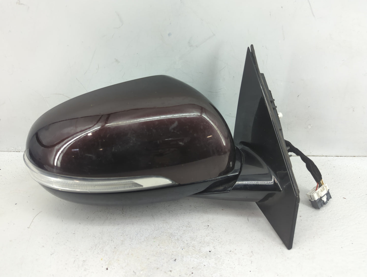 2016-2020 Kia Sorento Passenger Side View Mirror - Right Door Mirror OEM Used - Oemusedautoparts1.com