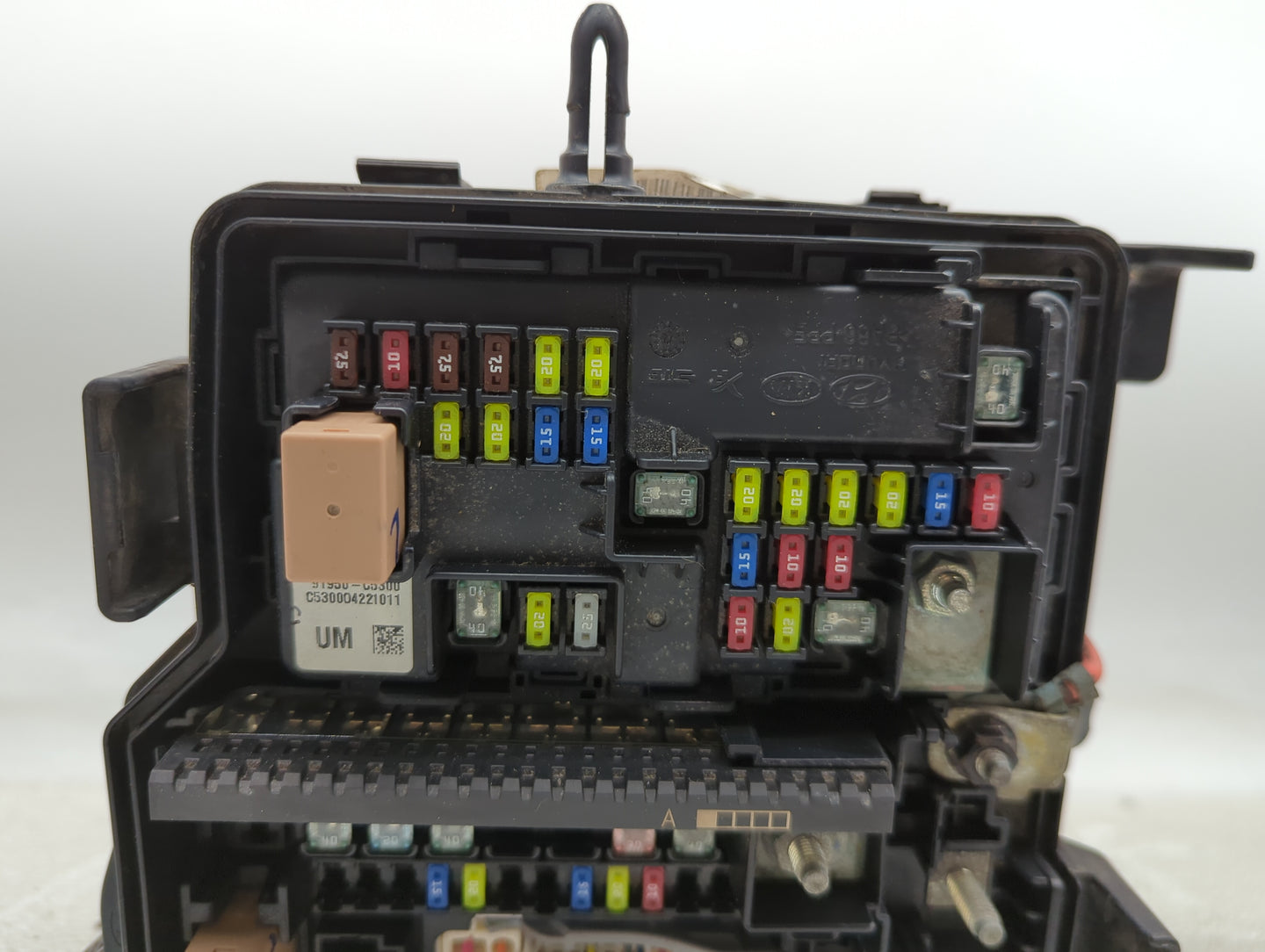 2016-2018 Kia Sorento Fusebox Fuse Box Panel Relay Module P/N:91941-C6020 Fits Fits 2016 2017 2018 OEM Used Auto Parts - Oem