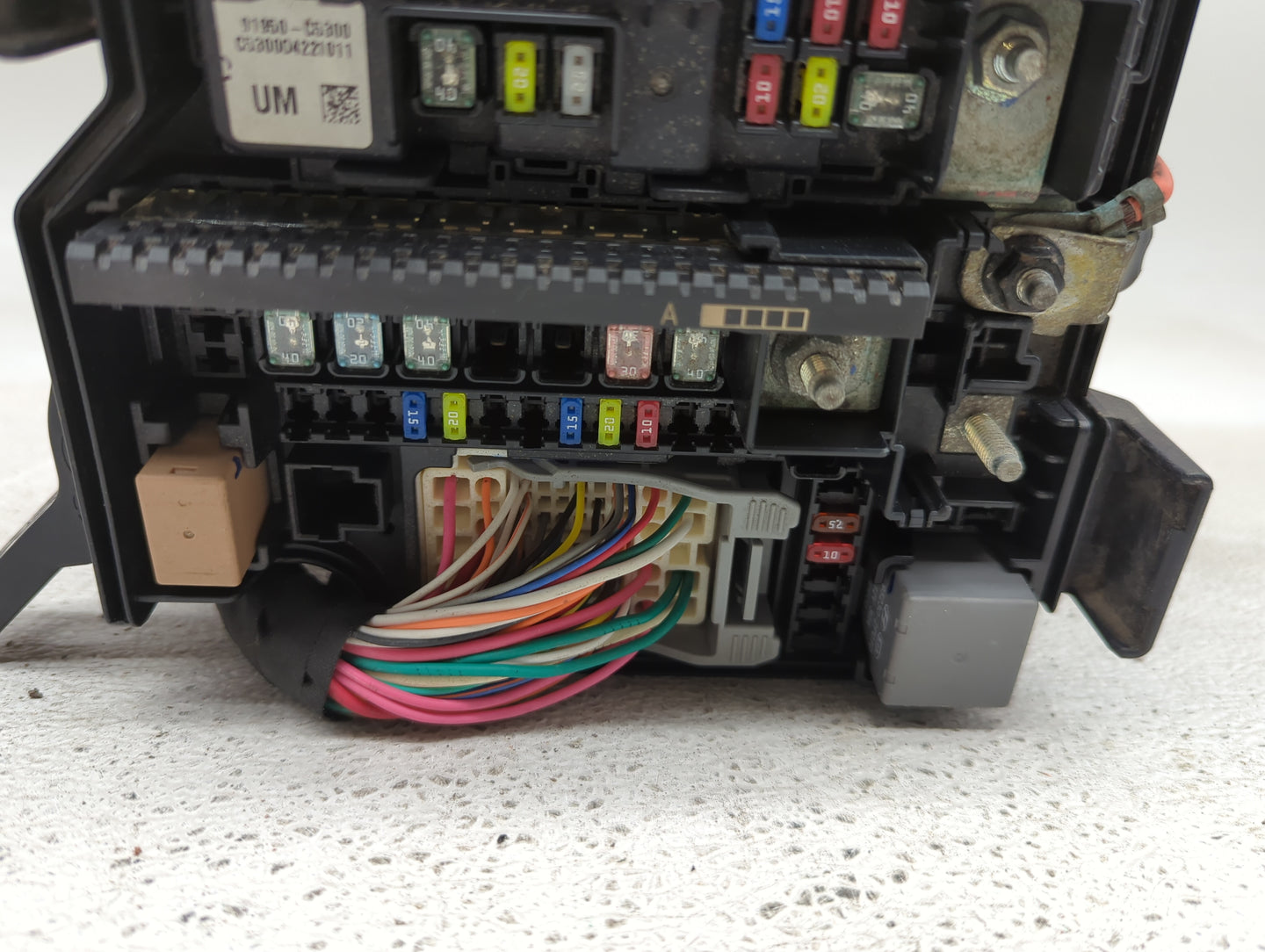 2016-2018 Kia Sorento Fusebox Fuse Box Panel Relay Module P/N:91941-C6020 Fits Fits 2016 2017 2018 OEM Used Auto Parts - Oem