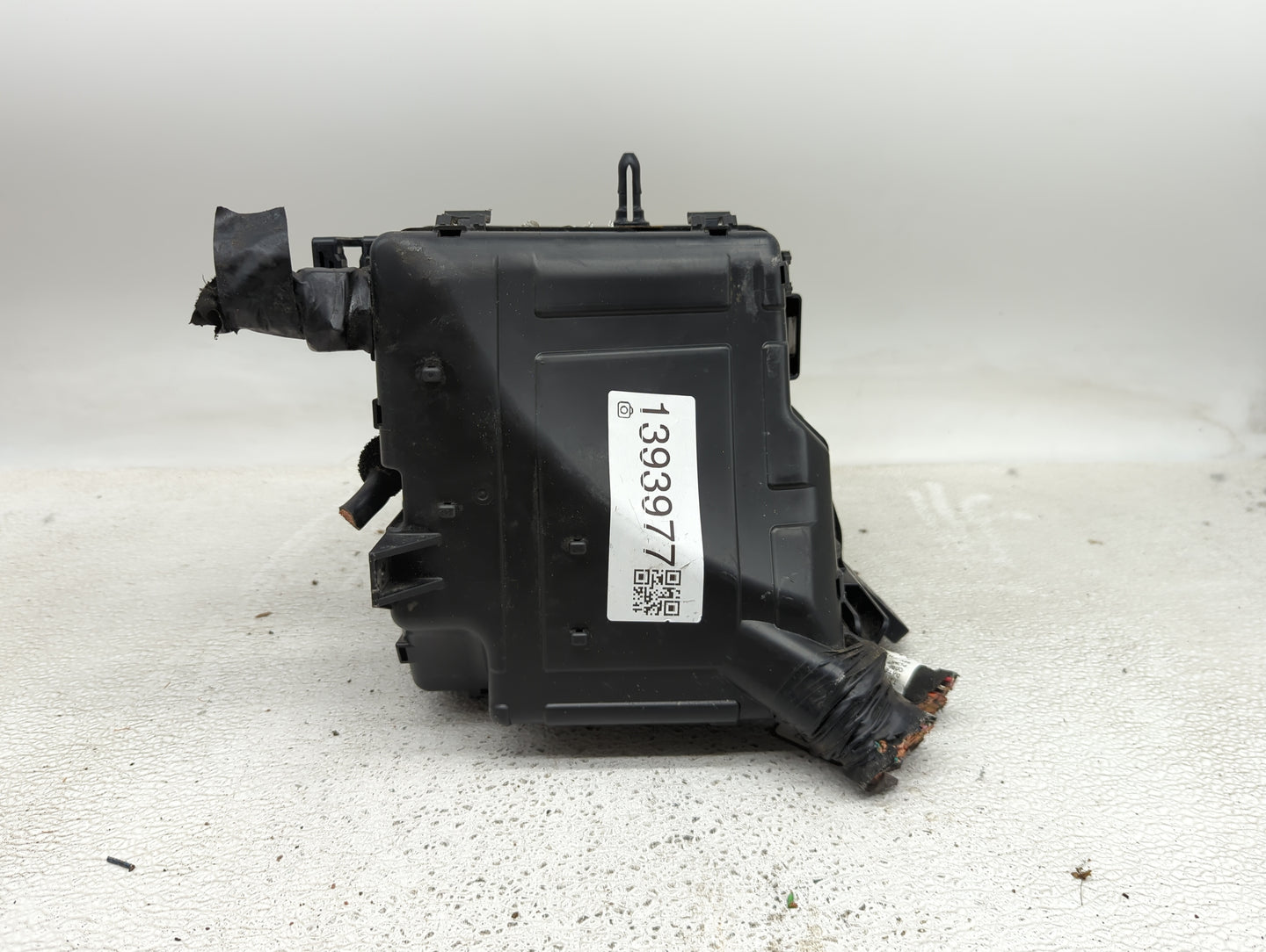 2016-2018 Kia Sorento Fusebox Fuse Box Panel Relay Module P/N:91941-C6020 Fits Fits 2016 2017 2018 OEM Used Auto Parts - Oem