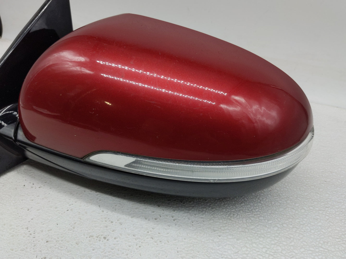 2016-2020 Kia Sorento Driver Side View Mirror - Left Door Mirror OEM Used - Oemusedautoparts1.com
