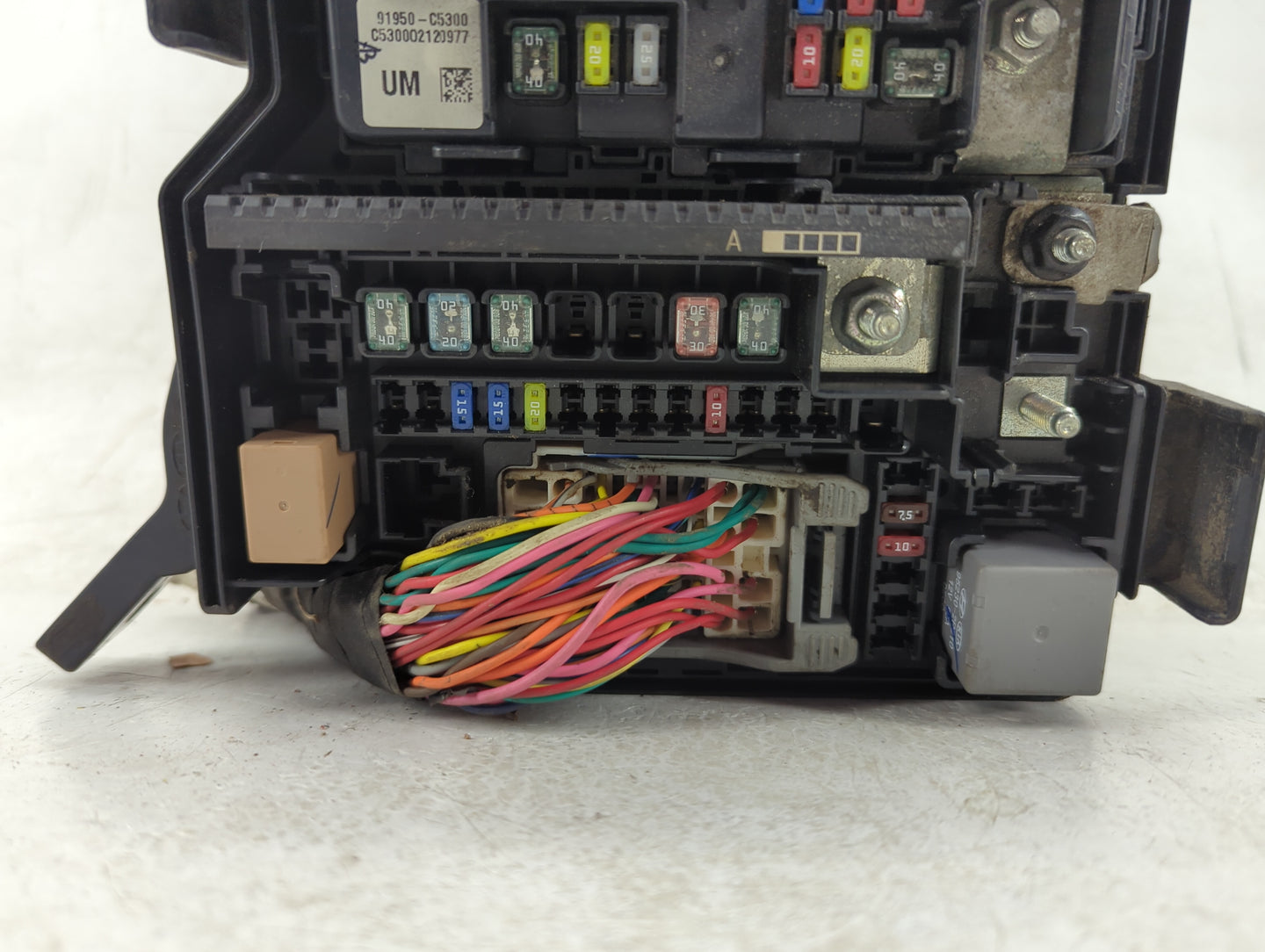 2016-2018 Kia Sorento Fusebox Fuse Box Panel Relay Module P/N:91941-C6020 Fits Fits 2016 2017 2018 OEM Used Auto Parts - Oem