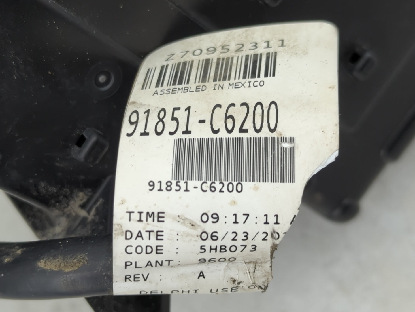 2016-2018 Kia Sorento Fusebox Fuse Box Panel Relay Module P/N:91851-C6200 Fits Fits 2016 2017 2018 OEM Used Auto Parts - Oem
