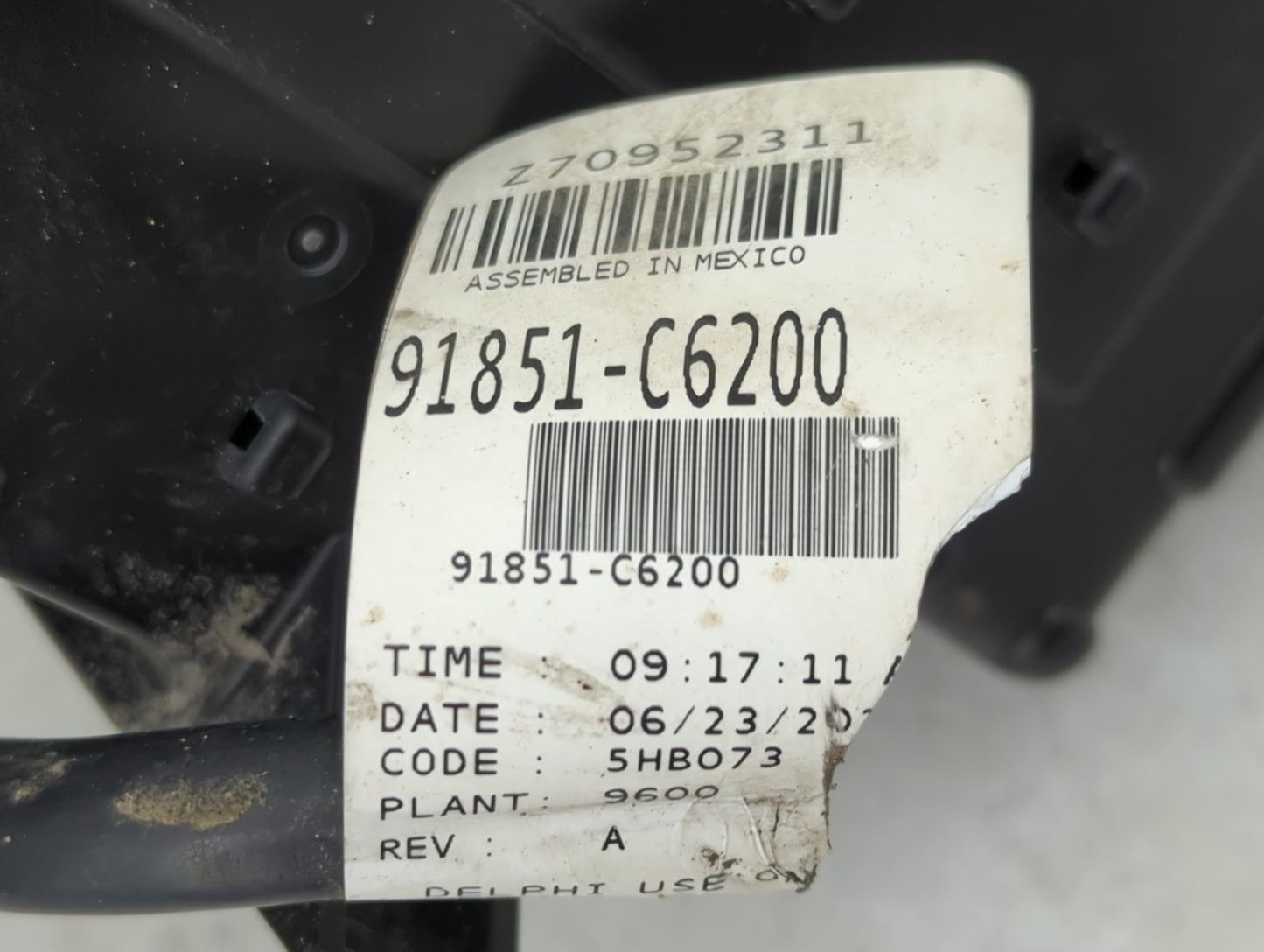 2016-2018 Kia Sorento Fusebox Fuse Box Panel Relay Module P/N:91851-C6200 Fits Fits 2016 2017 2018 OEM Used Auto Parts - Oem