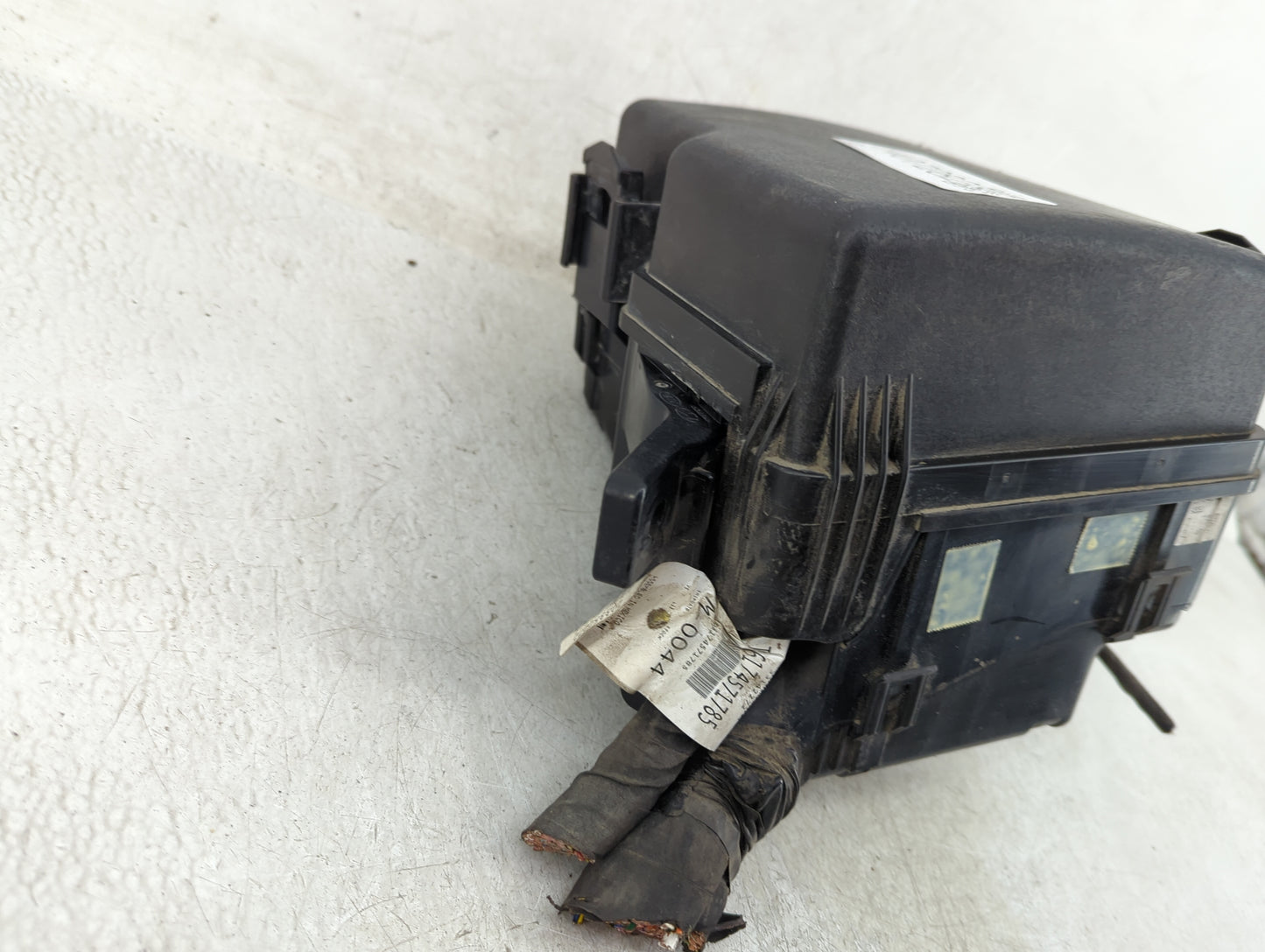2016-2018 Kia Sorento Fusebox Fuse Box Panel Relay Module P/N:91200C6040 Fits Fits 2016 2017 2018 OEM Used Auto Parts - Oemu