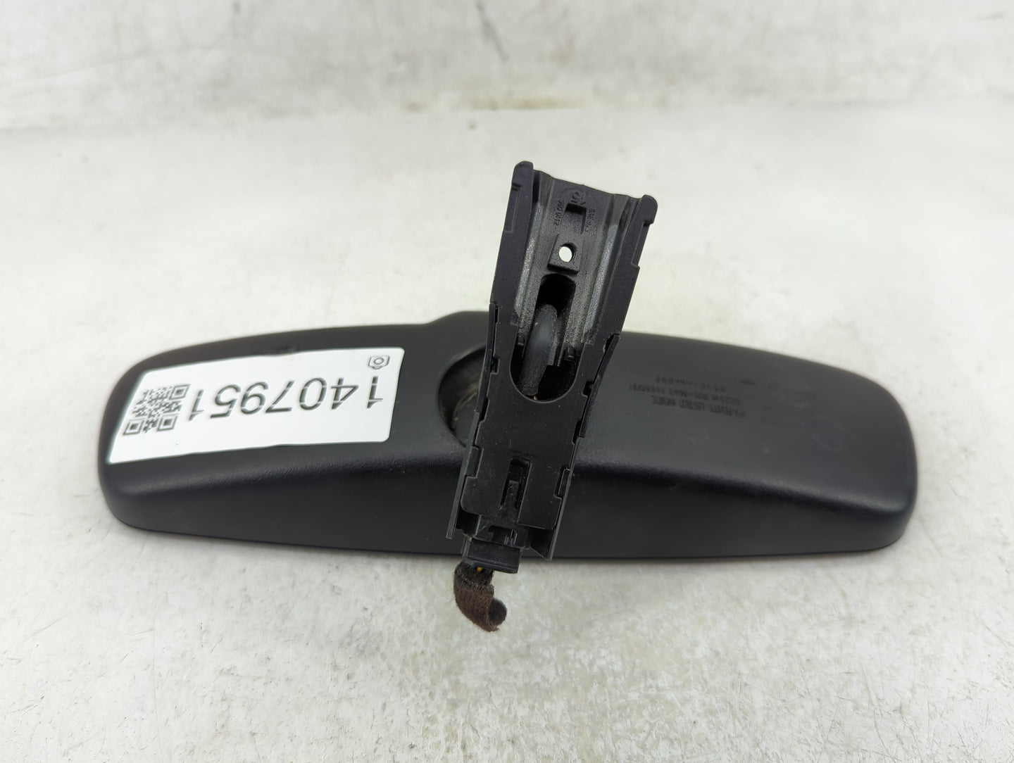 2016-2020 Kia Sorento Interior Rear View Mirror Replacement OEM P/N:85101-A4000 Fits OEM Used Auto Parts - Oemusedautoparts1