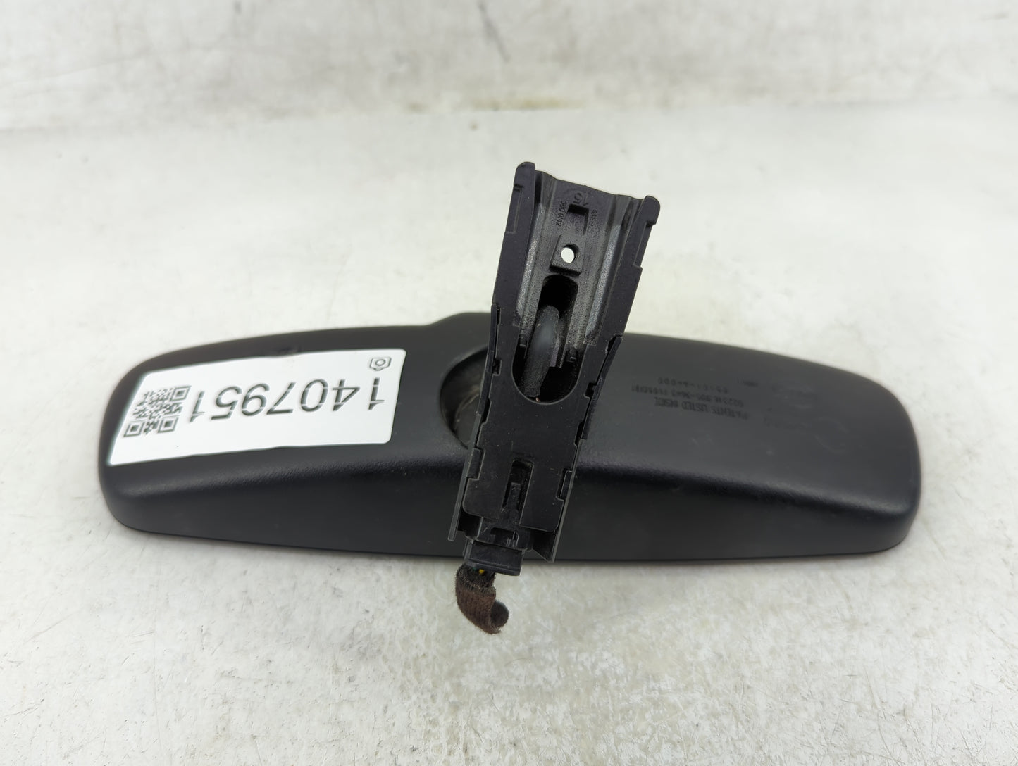 2016-2020 Kia Sorento Interior Rear View Mirror Replacement OEM P/N:85101-A4000 Fits OEM Used Auto Parts - Oemusedautoparts1