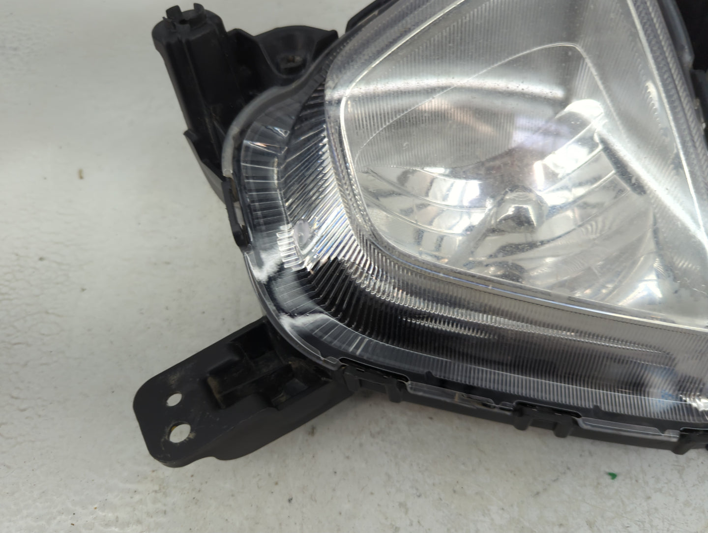 2016-2018 Kia Sorento Driver Left Oem Fog Light Lamp - Oemusedautoparts1.com