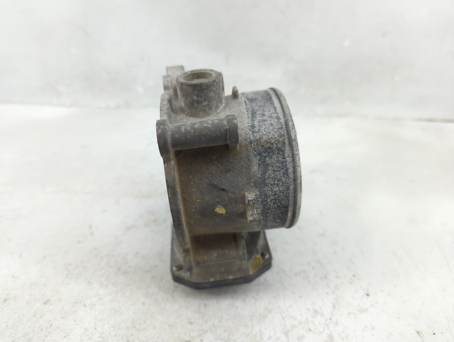 2014-2018 Kia Sorento Throttle Body P/N:35100-3CAA0 Fits Fits 2012 2013 2014 2015 2016 2017 2018 OEM Used Auto Parts - Oemus