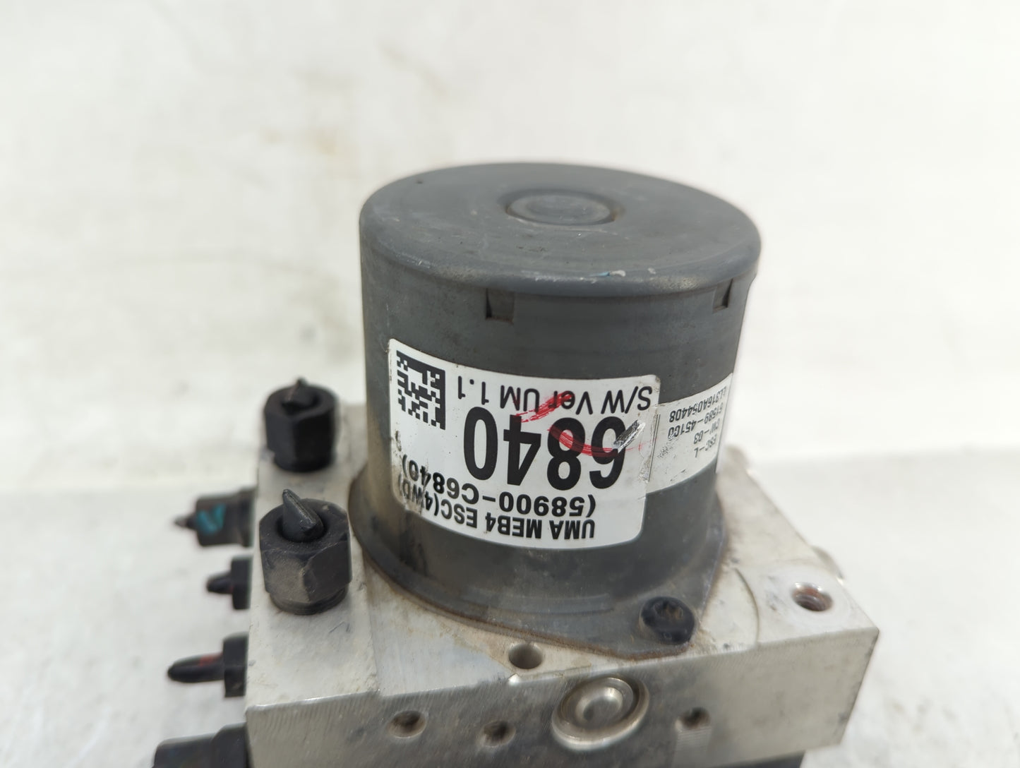 2016-2018 Kia Sorento ABS Pump Control Module Replacement P/N:58900-C6840 Fits Fits 2016 2017 2018 OEM Used Auto Parts - Oem