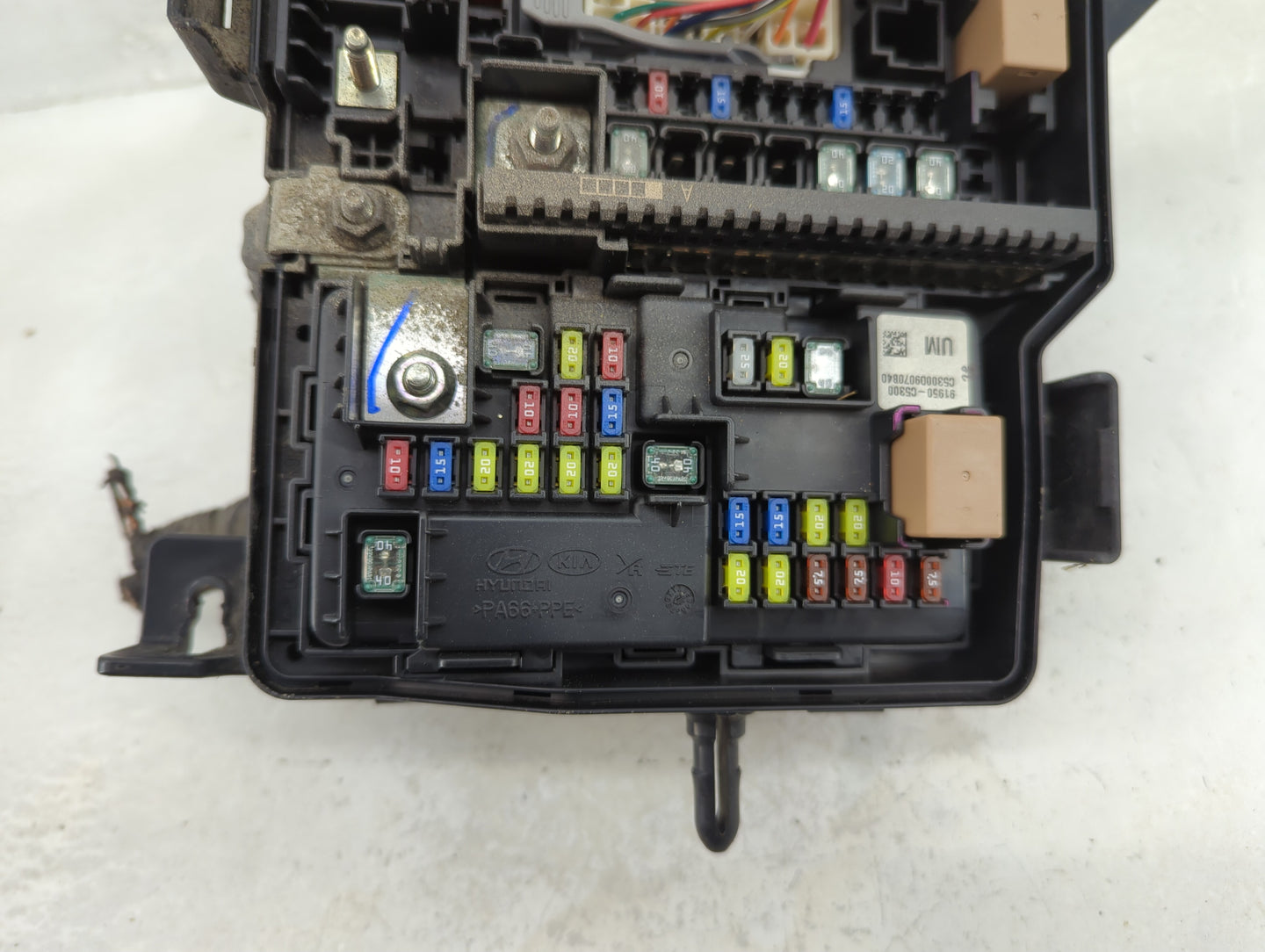 2016-2018 Kia Sorento Fusebox Fuse Box Panel Relay Module Fits Fits 2016 2017 2018 OEM Used Auto Parts - Oemusedautoparts1.c