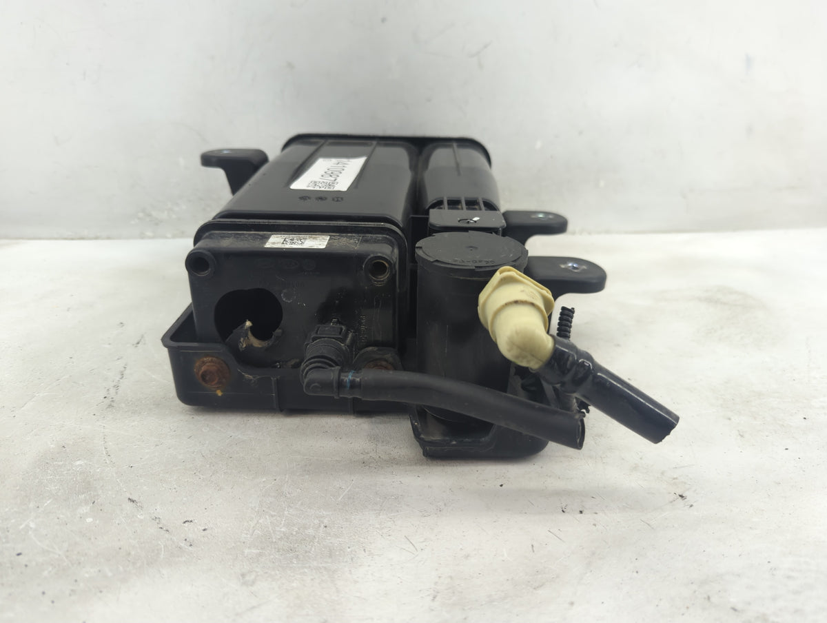 2016 Kia Sorento Fuel Vapor Charcoal Canister - Oemusedautoparts1.com