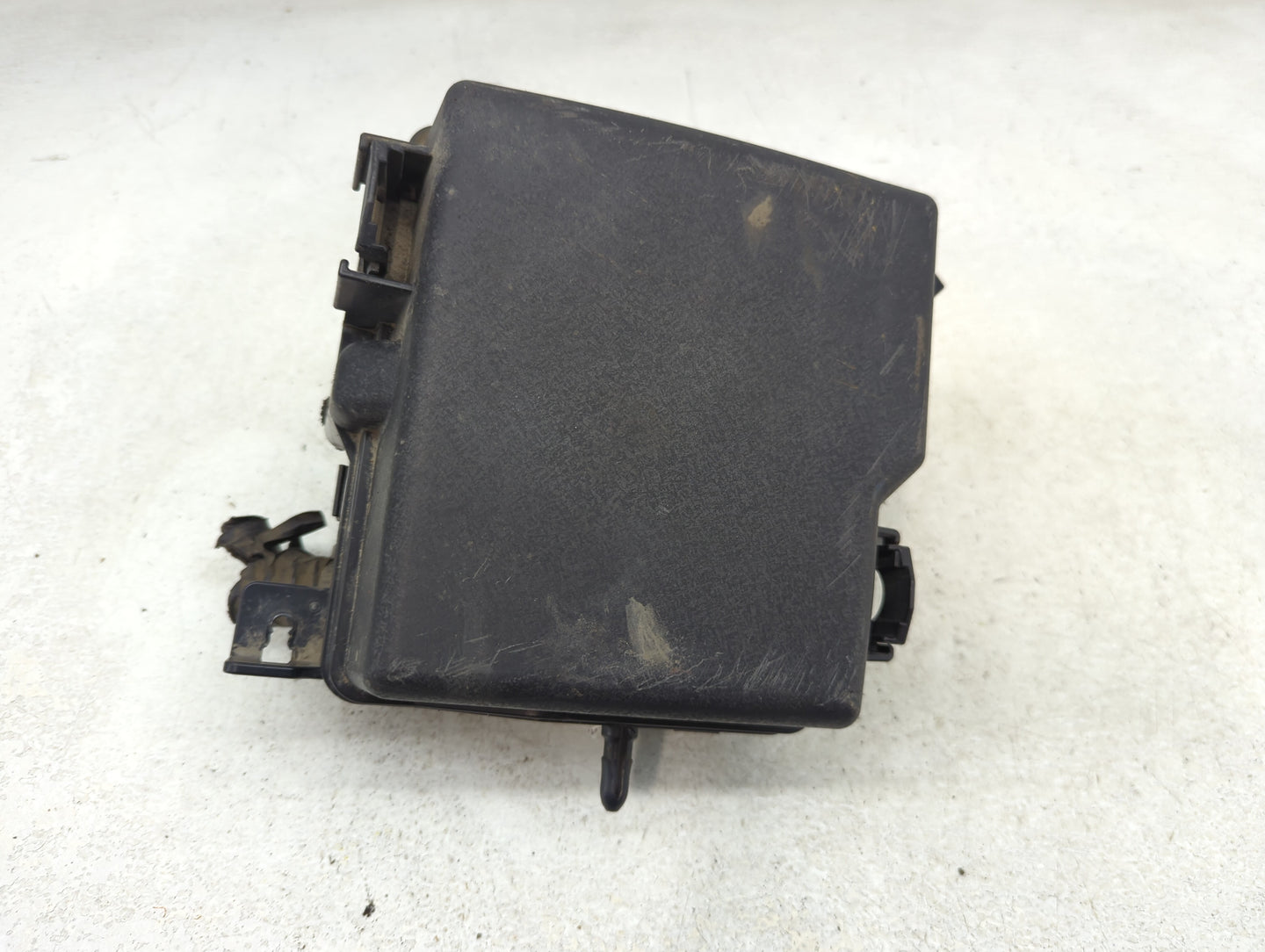2016-2018 Kia Sorento Fusebox Fuse Box Panel Relay Module P/N:91941-C6020 Fits Fits 2016 2017 2018 OEM Used Auto Parts - Oem