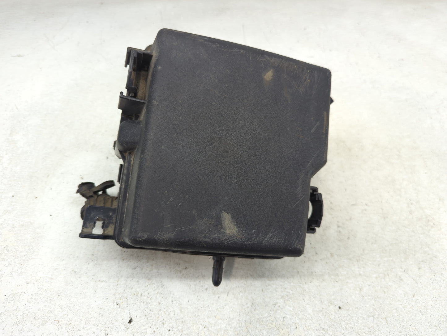 2016-2018 Kia Sorento Fusebox Fuse Box Panel Relay Module P/N:91941-C6020 Fits Fits 2016 2017 2018 OEM Used Auto Parts - Oem