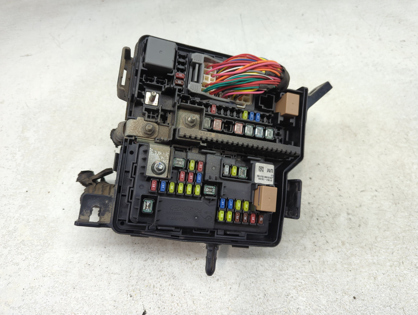 2016-2018 Kia Sorento Fusebox Fuse Box Panel Relay Module P/N:91941-C6020 Fits Fits 2016 2017 2018 OEM Used Auto Parts - Oem