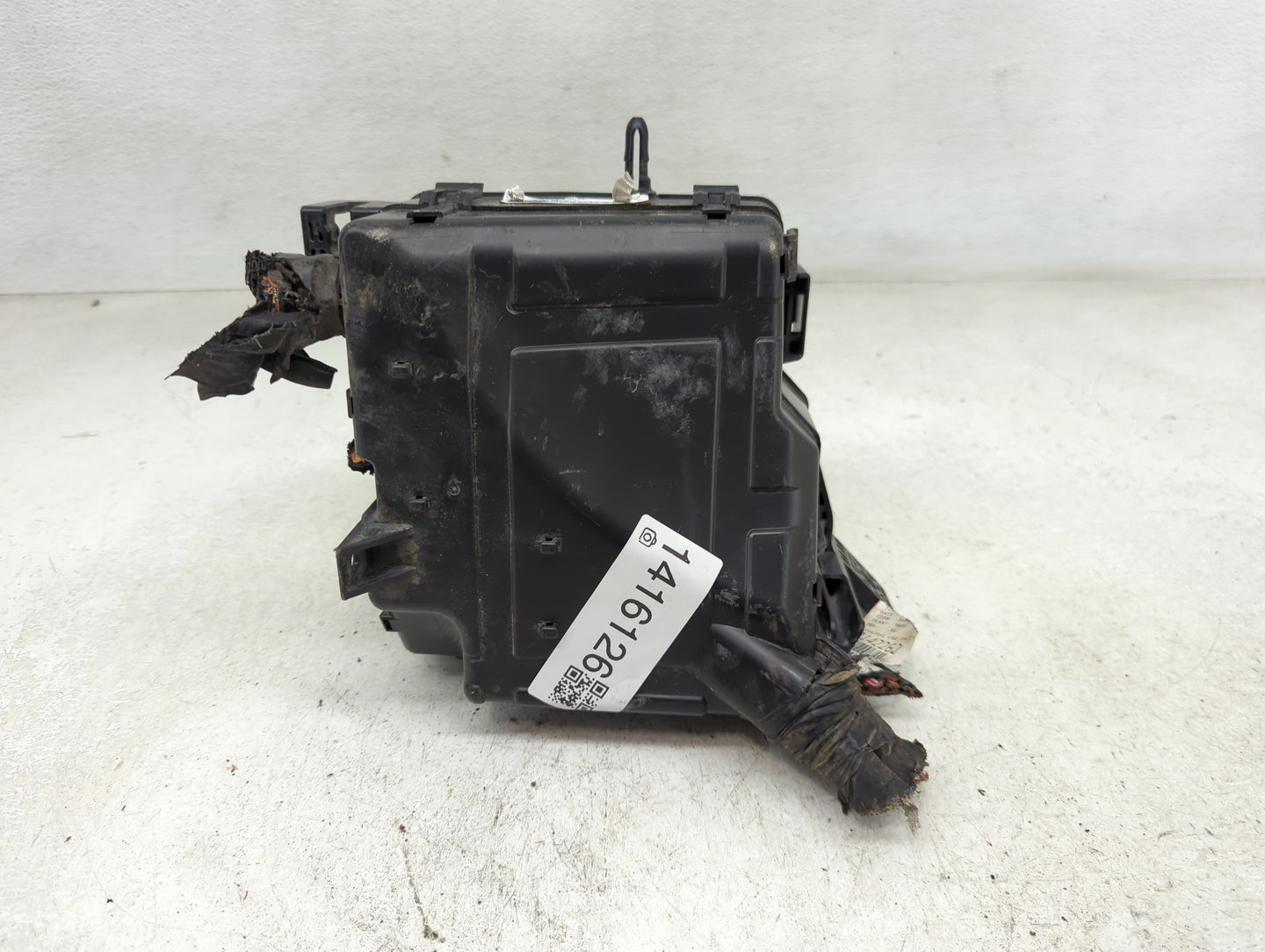 2016-2018 Kia Sorento Fusebox Fuse Box Panel Relay Module P/N:91941-C6020 Fits Fits 2016 2017 2018 OEM Used Auto Parts - Oem