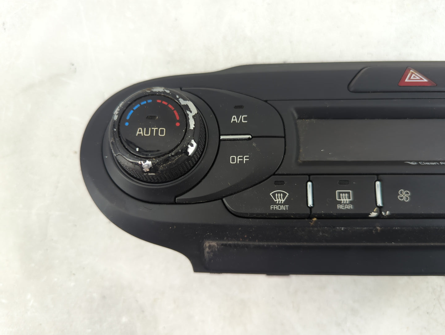 2016 Kia Sorento Climate Control Module Temperature AC/Heater Replacement P/N:97250-C6XXX 97250-C5XXX Fits OEM Used Auto Par