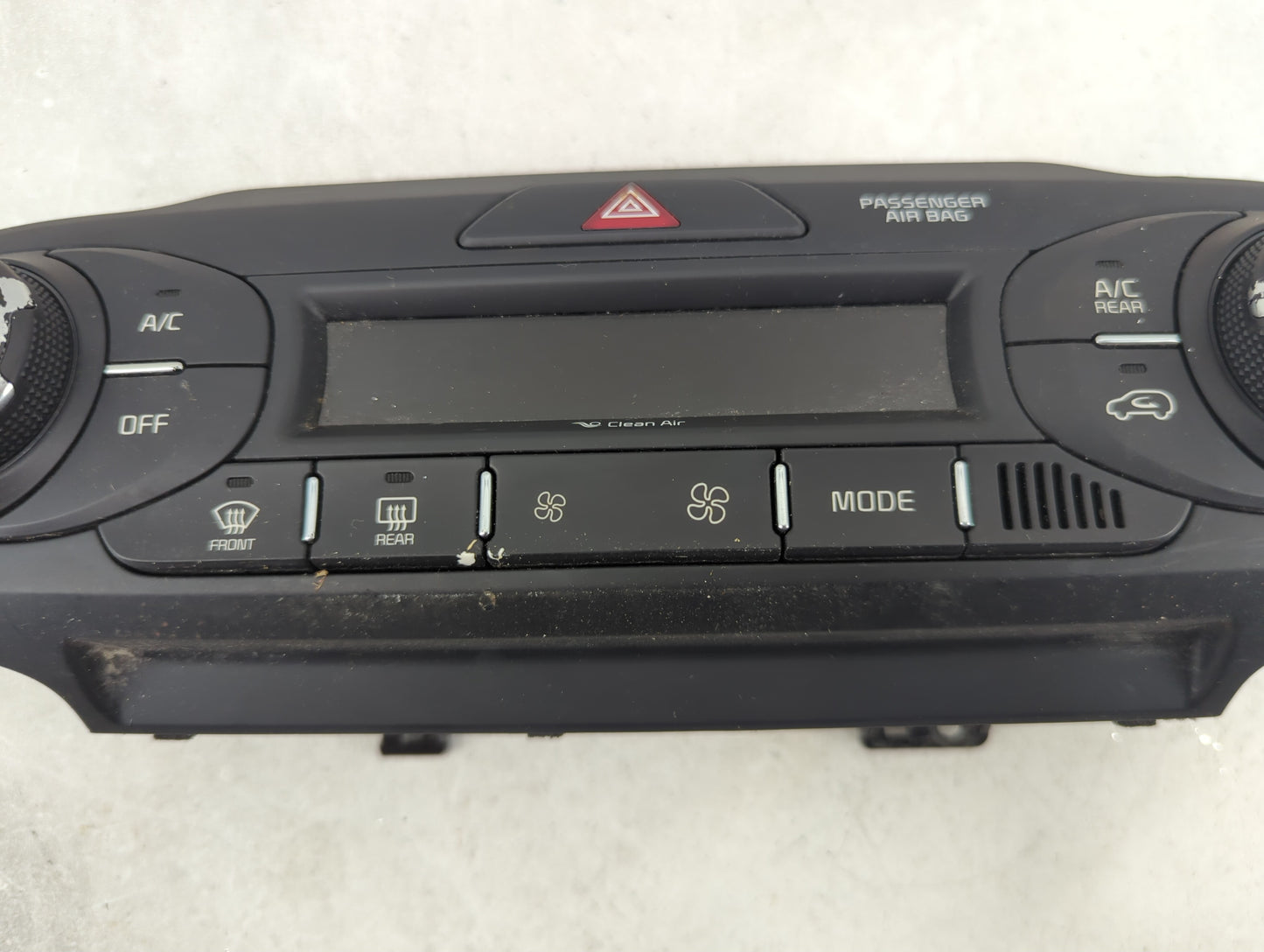 2016 Kia Sorento Climate Control Module Temperature AC/Heater Replacement P/N:97250-C6XXX 97250-C5XXX Fits OEM Used Auto Par