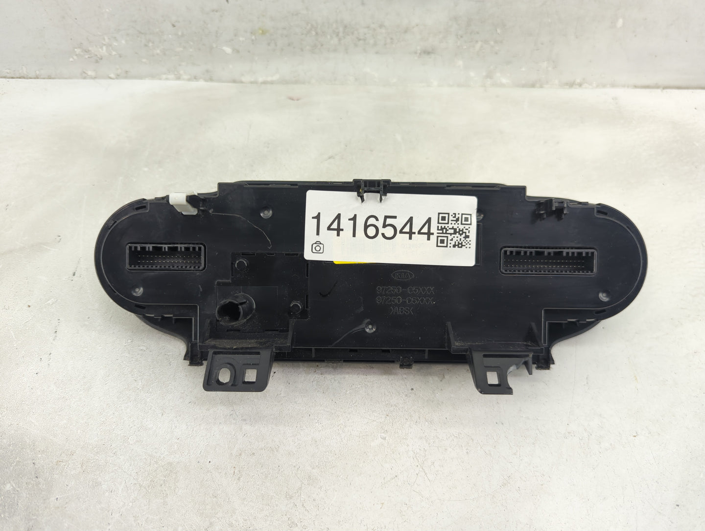 2016 Kia Sorento Climate Control Module Temperature AC/Heater Replacement P/N:97250-C6XXX 97250-C5XXX Fits OEM Used Auto Par