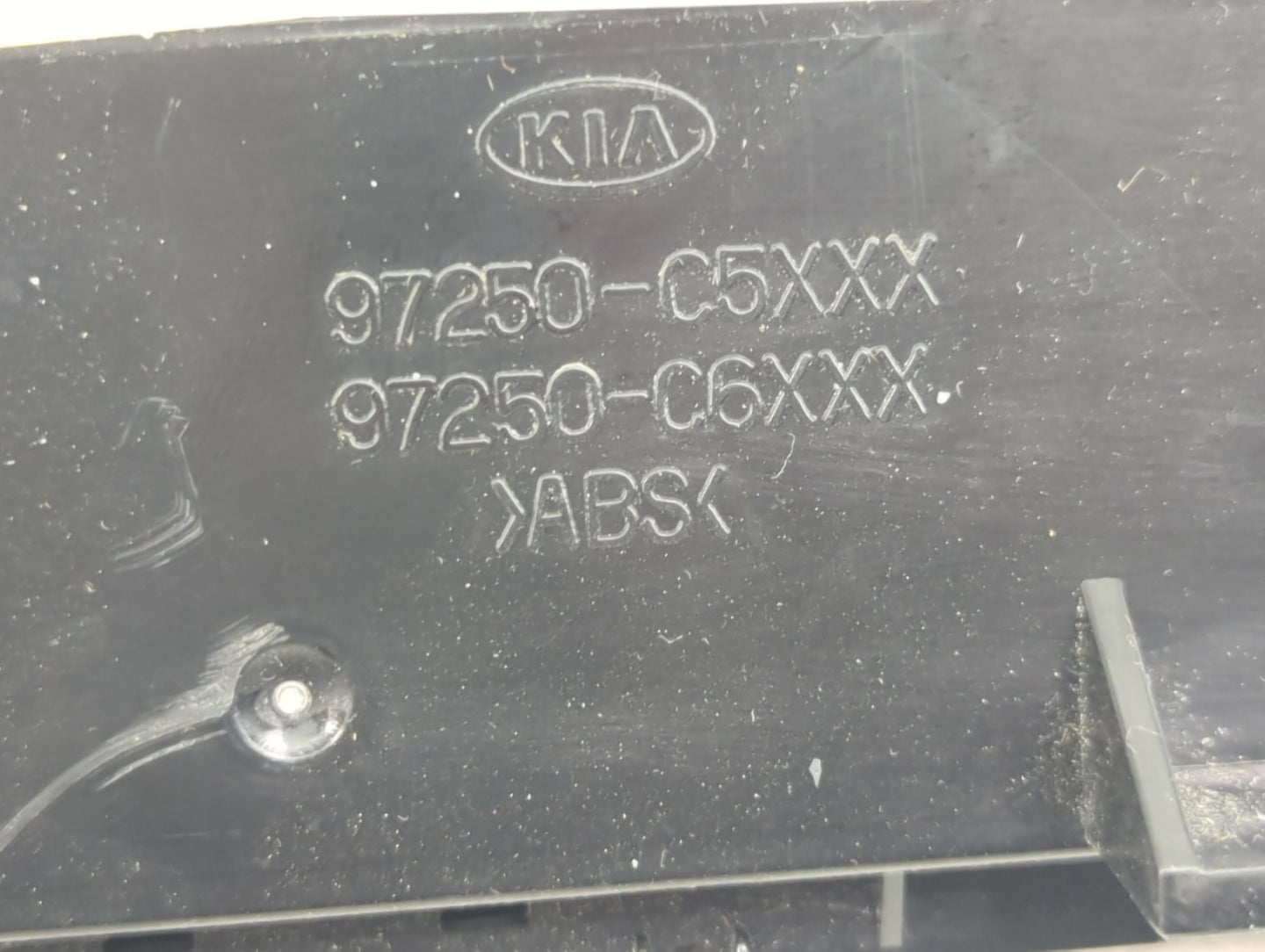 2016 Kia Sorento Climate Control Module Temperature AC/Heater Replacement P/N:97250-C6XXX 97250-C5XXX Fits OEM Used Auto Par