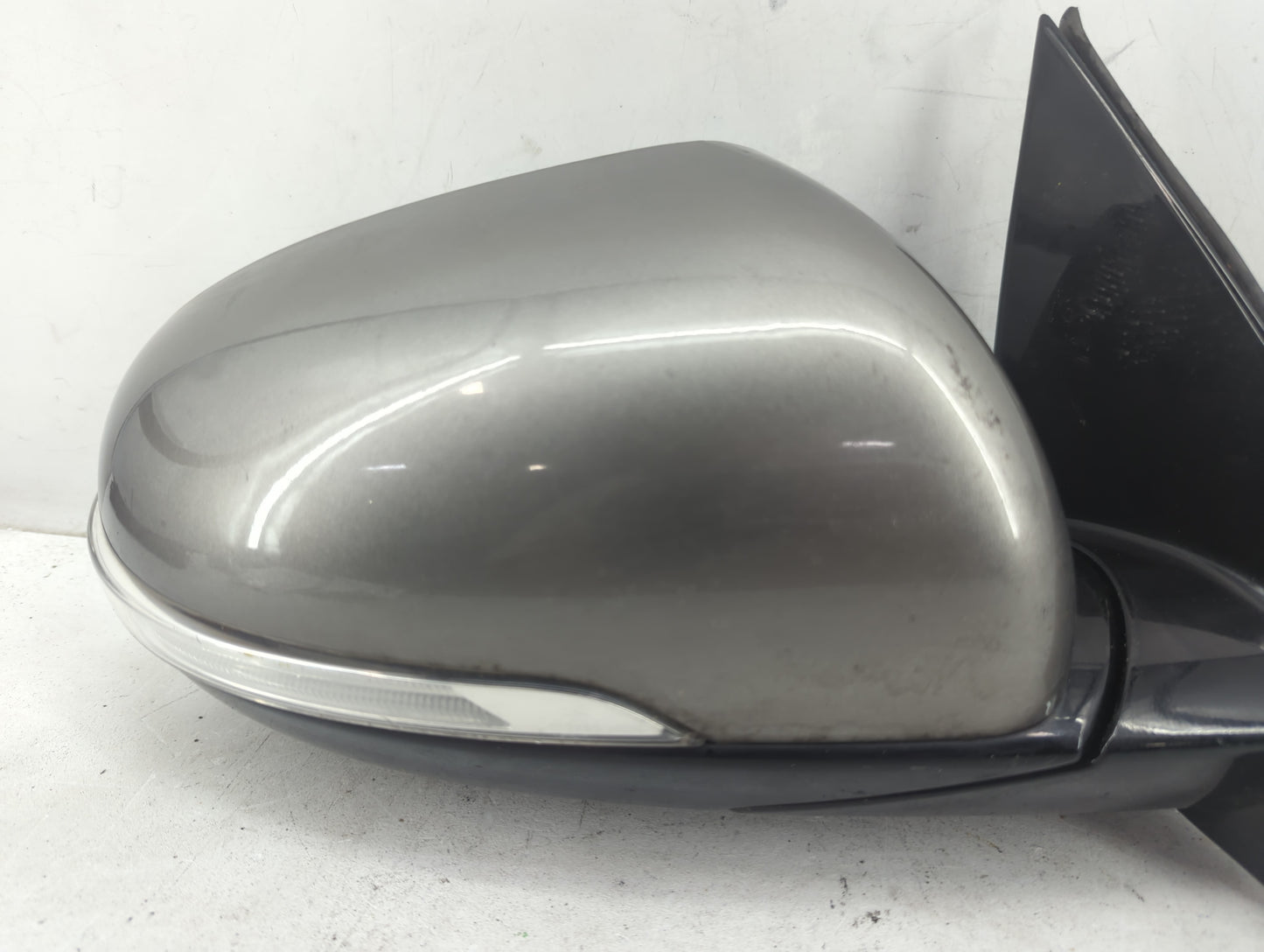 2016-2020 Kia Sorento Passenger Side View Mirror - Right Door Mirror OEM Used - Oemusedautoparts1.com