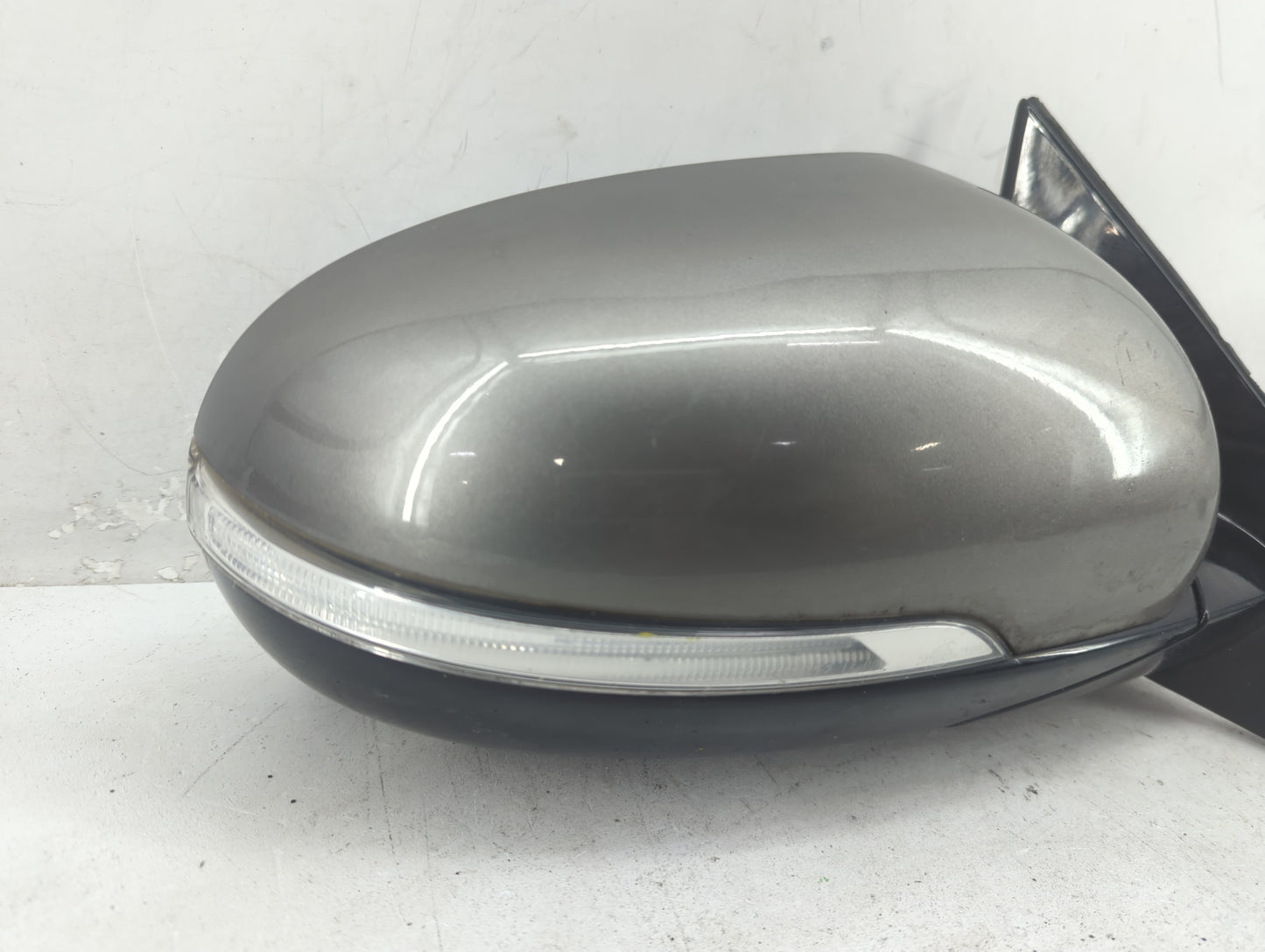 2016-2020 Kia Sorento Passenger Side View Mirror - Right Door Mirror OEM Used - Oemusedautoparts1.com