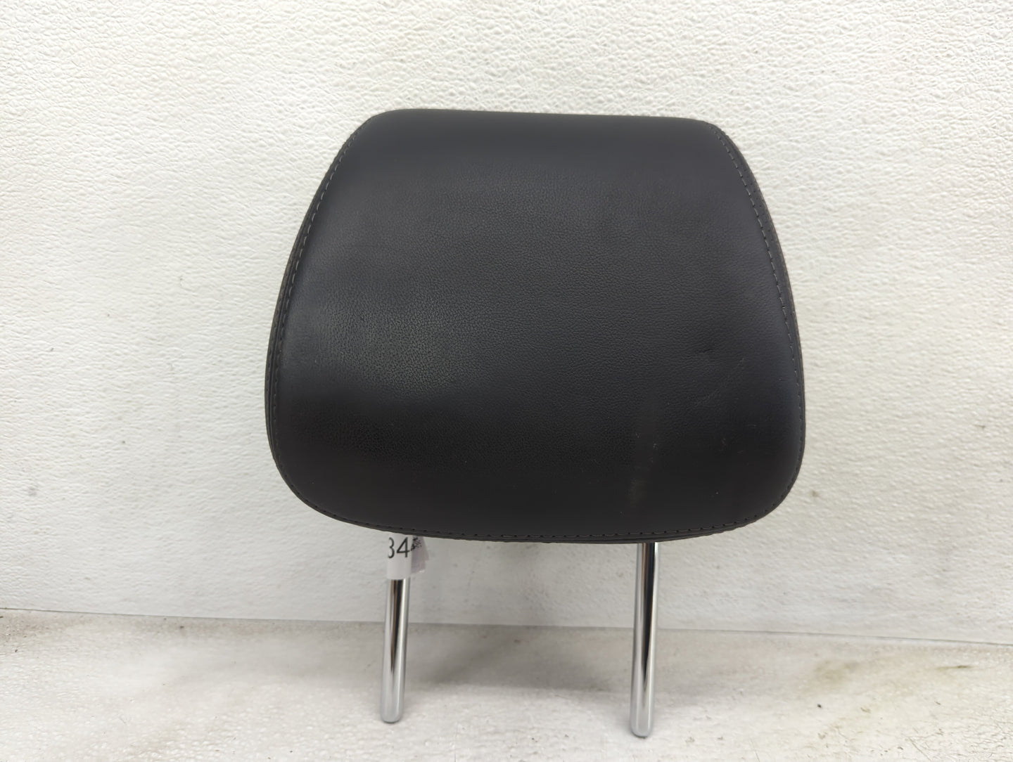 2016-2018 Kia Sorento Headrest Head Rest Front Driver Passenger Seat - Oemusedautoparts1.com