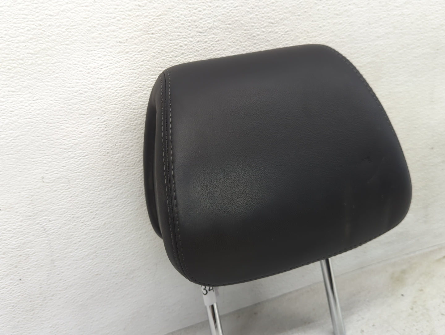 2016-2018 Kia Sorento Headrest Head Rest Front Driver Passenger Seat - Oemusedautoparts1.com