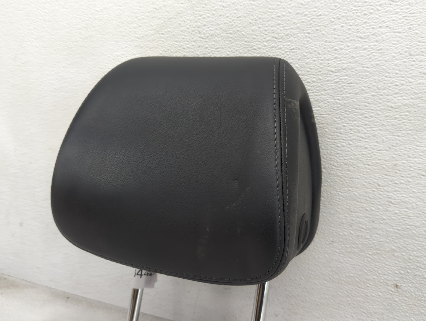 2016-2018 Kia Sorento Headrest Head Rest Front Driver Passenger Seat - Oemusedautoparts1.com