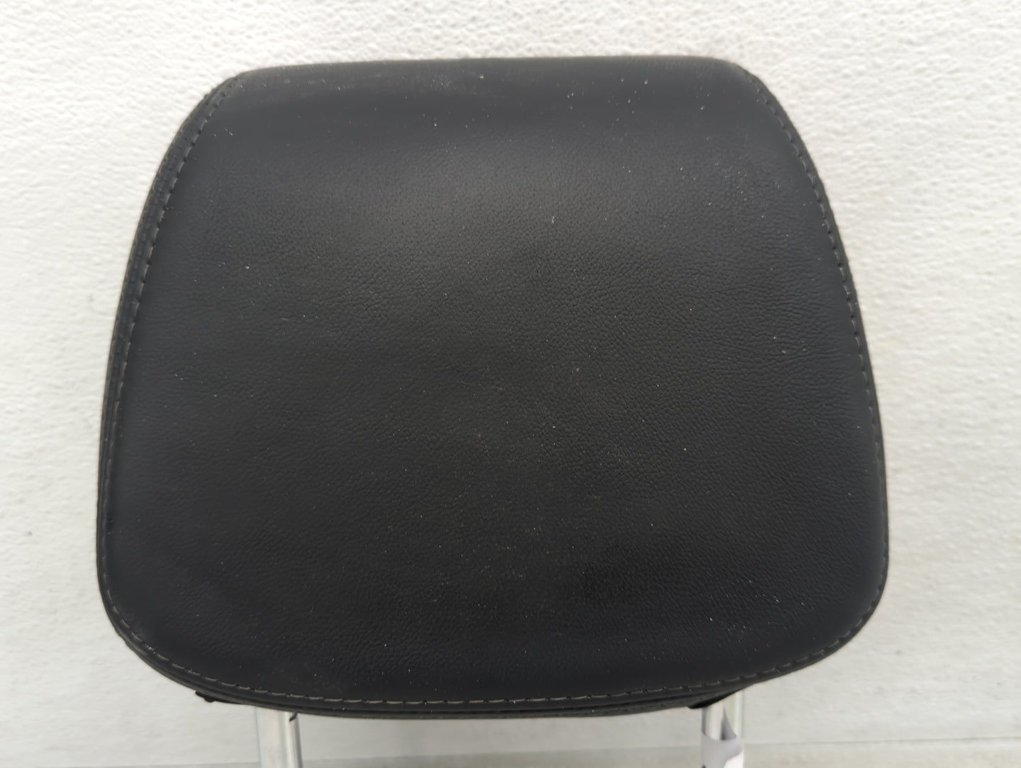 2016-2018 Kia Sorento Headrest Head Rest Front Driver Passenger Seat - Oemusedautoparts1.com