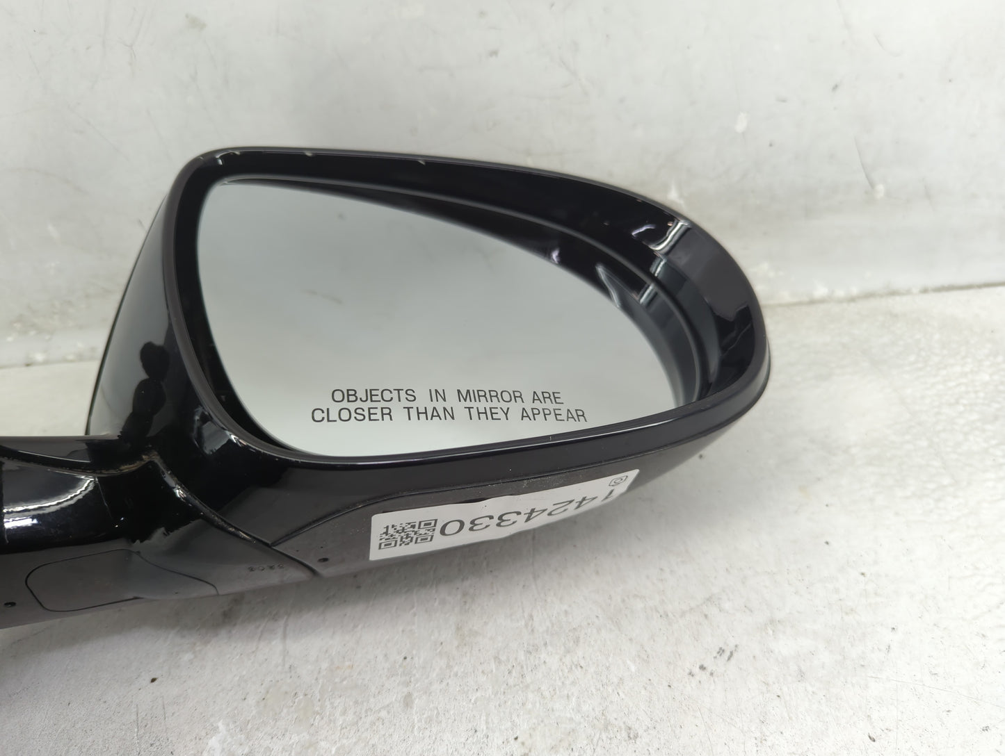 2016-2020 Kia Sorento Passenger Side View Mirror - Right Door Mirror OEM Used - Oemusedautoparts1.com