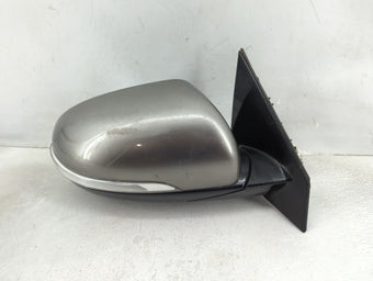 compare product 2016-2020 Kia Sorento Passenger Side View Mirror - Right Door Mirror OEM Used