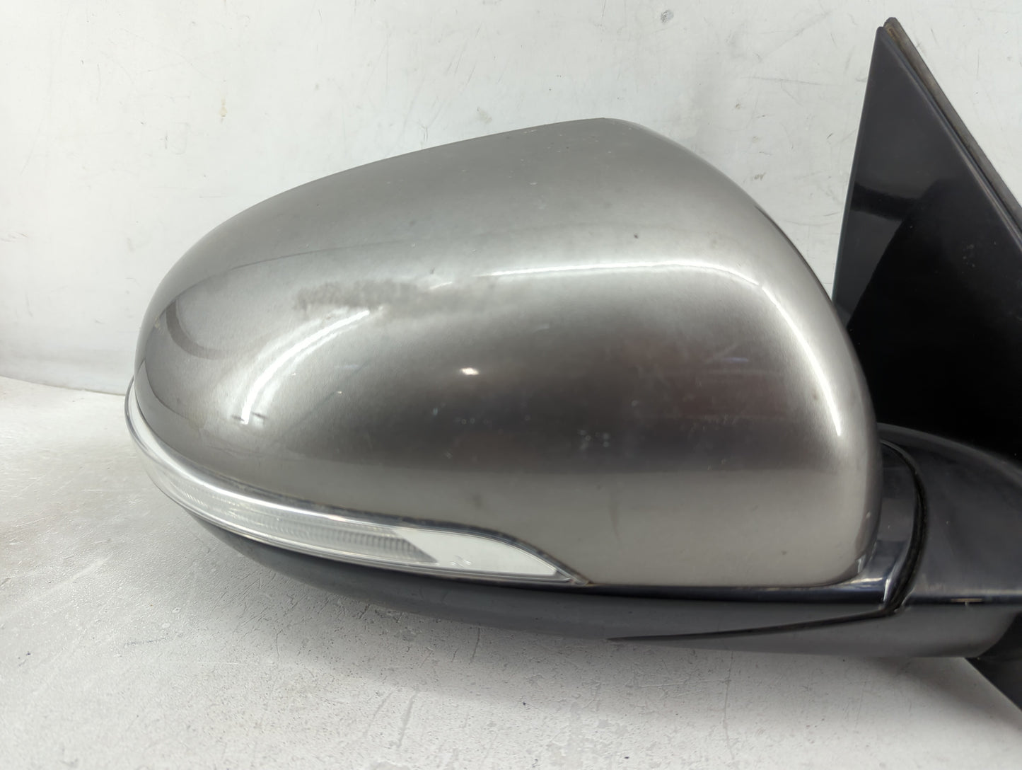 2016-2020 Kia Sorento Passenger Side View Mirror - Right Door Mirror OEM Used - Oemusedautoparts1.com