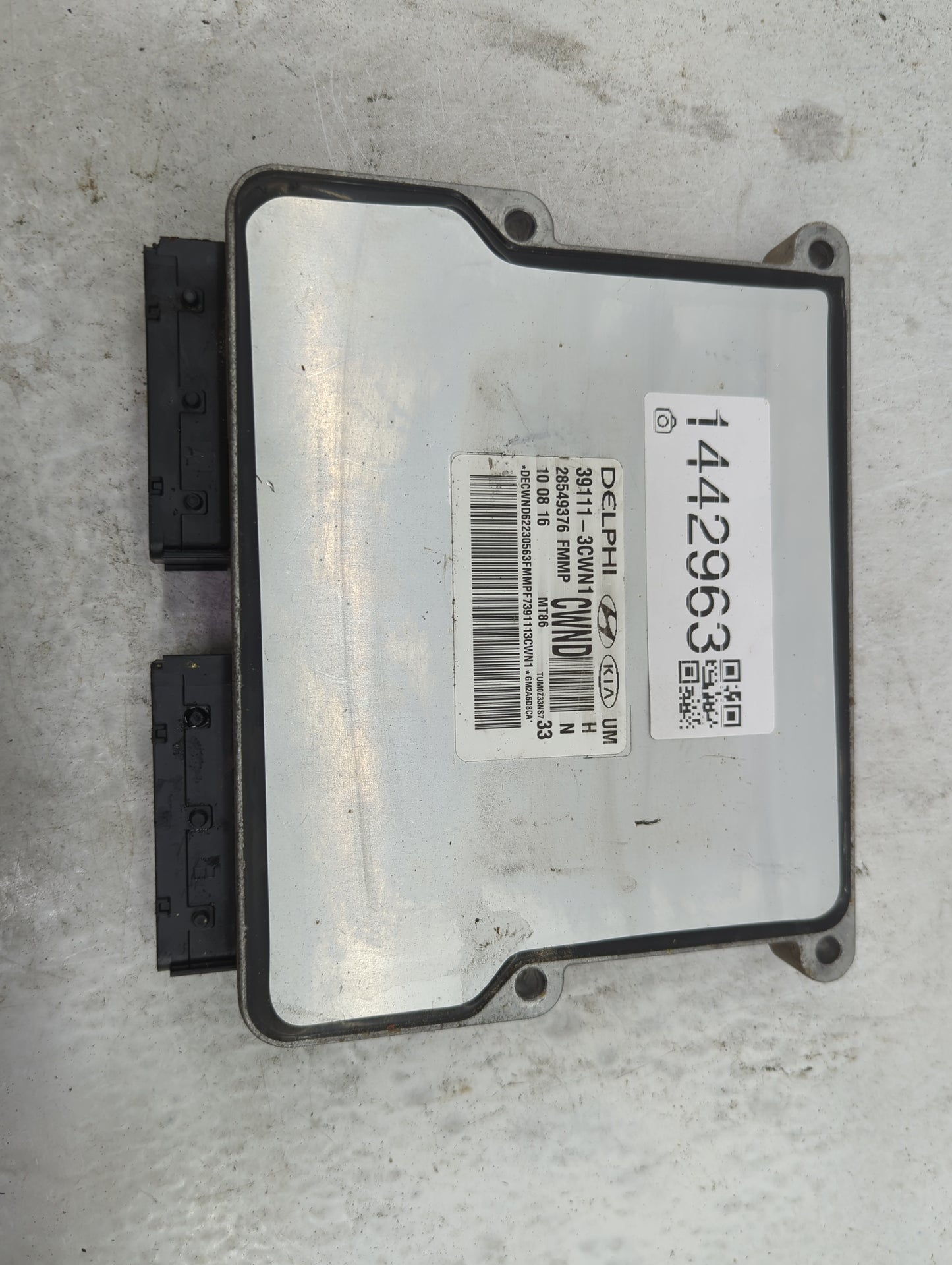 2016-2018 Kia Sorento PCM Engine Control Computer ECU ECM PCU OEM P/N:39111-3CWN1 28549376 Fits Fits 2016 2017 2018 OEM Used
