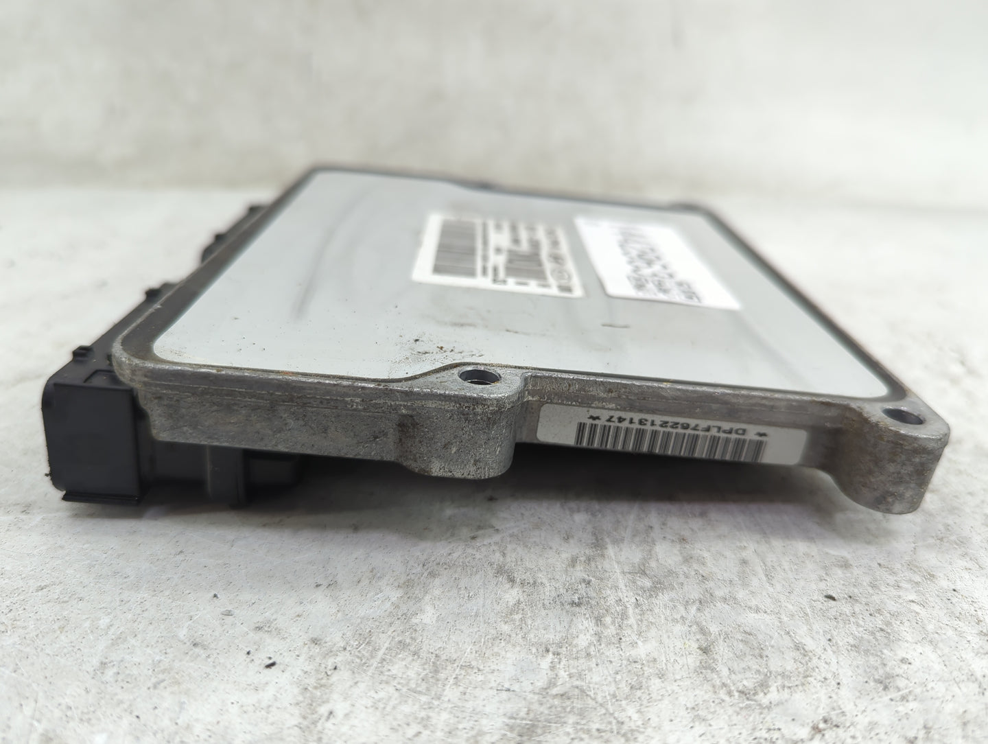 2016-2018 Kia Sorento PCM Engine Control Computer ECU ECM PCU OEM P/N:39111-3CWN1 28549376 Fits Fits 2016 2017 2018 OEM Used