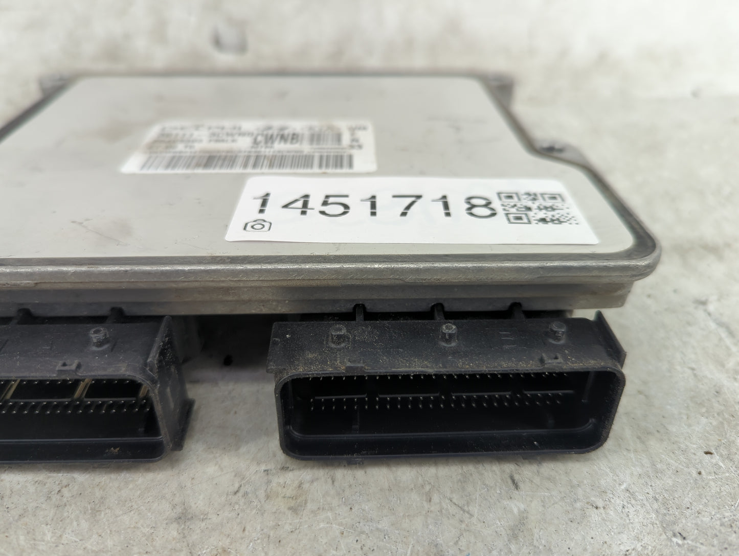 2016-2018 Kia Sorento PCM Engine Control Computer ECU ECM PCU OEM P/N:39111-3CWN0 28493393 Fits Fits 2016 2017 2018 OEM Used