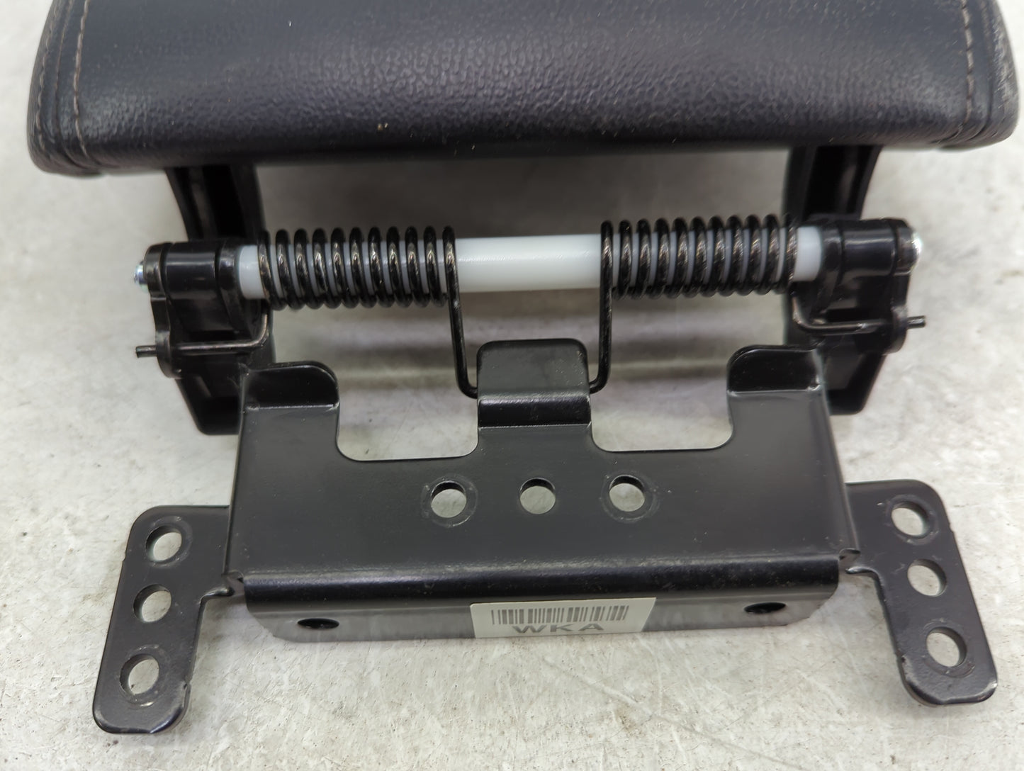 2016 Kia Sorento Center Console Armrest Cover Lid Fits OEM Used Auto Parts - Oemusedautoparts1.com