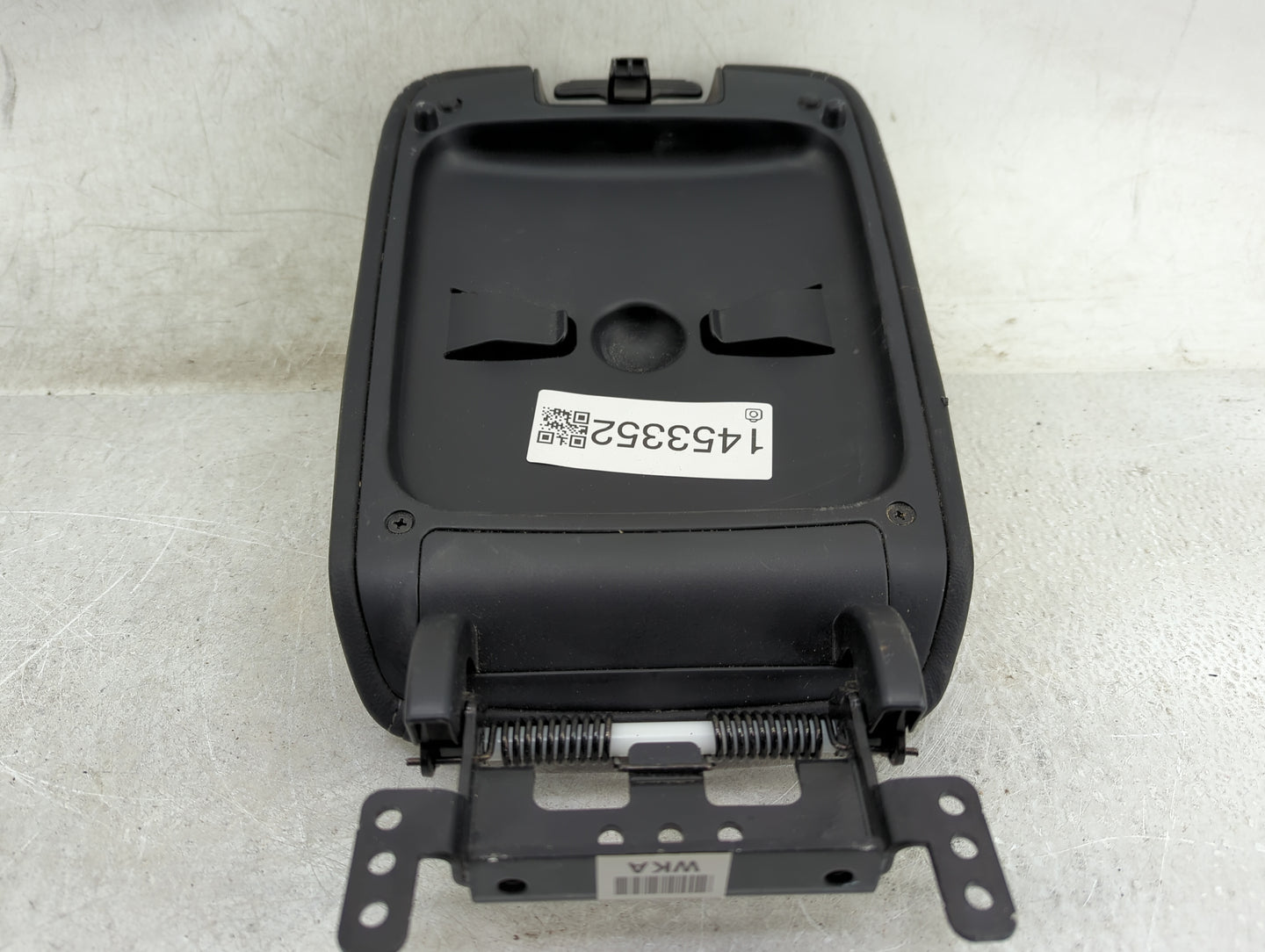 2016 Kia Sorento Center Console Armrest Cover Lid Fits OEM Used Auto Parts - Oemusedautoparts1.com