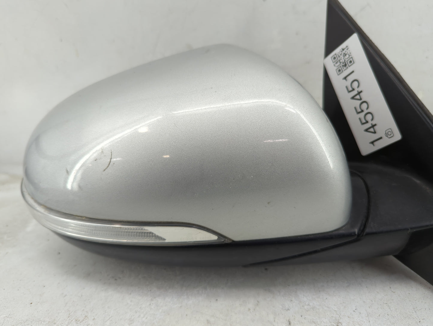 2016-2020 Kia Sorento Passenger Side View Mirror - Right Door Mirror OEM Used - Oemusedautoparts1.com