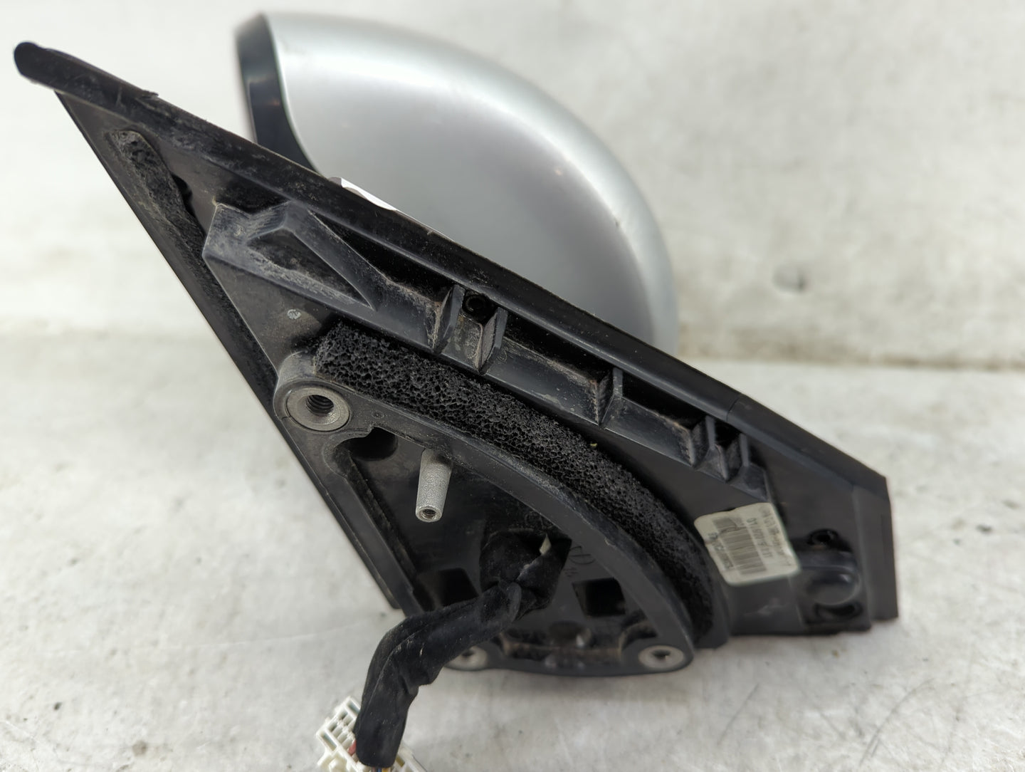 2016-2020 Kia Sorento Driver Side View Mirror - Left Door Mirror OEM Used - Oemusedautoparts1.com