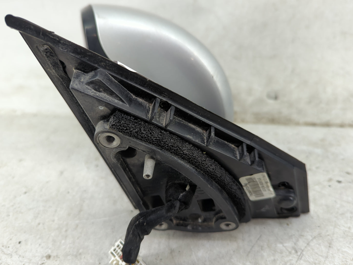 2016-2020 Kia Sorento Driver Side View Mirror - Left Door Mirror OEM Used - Oemusedautoparts1.com