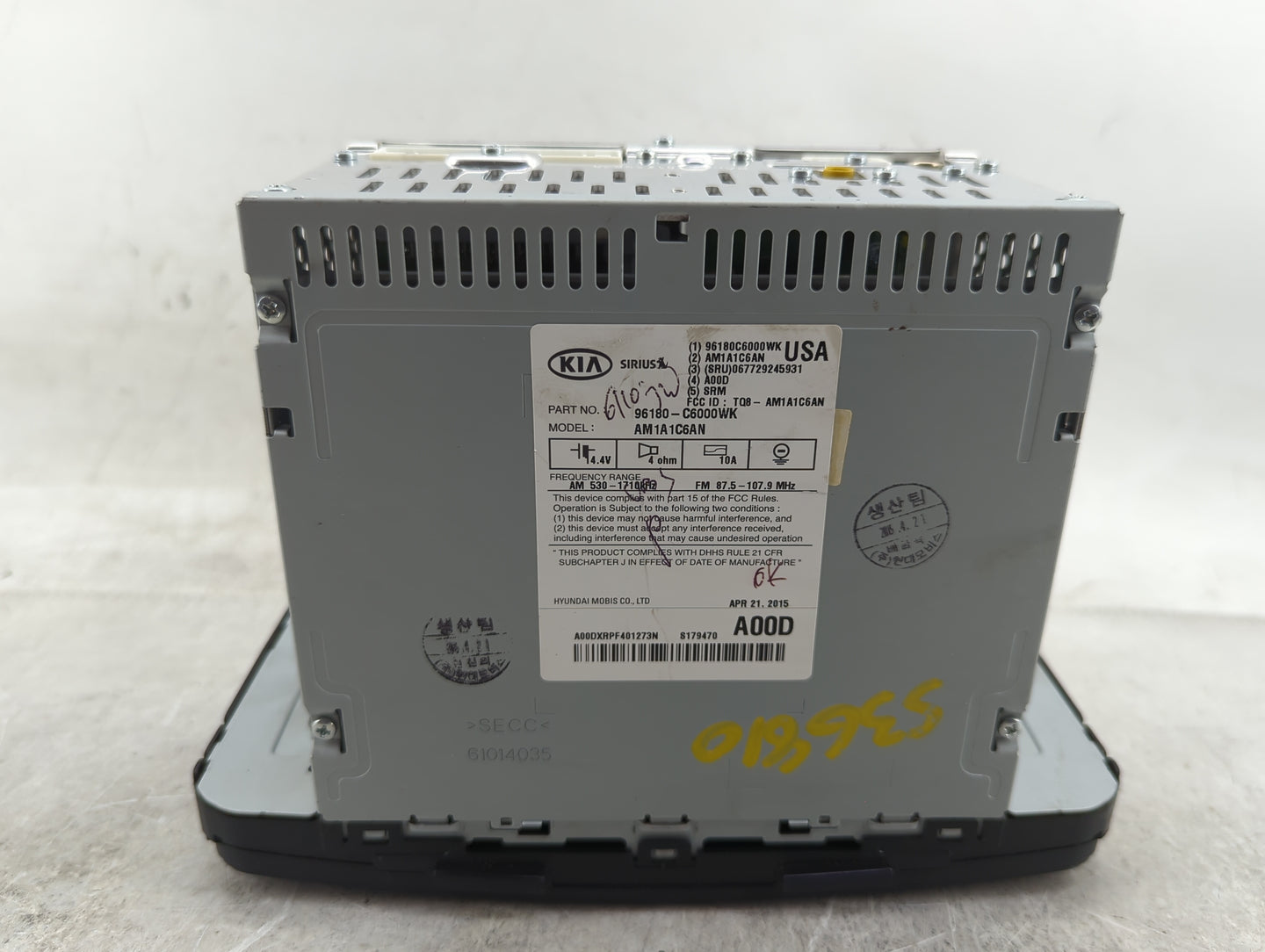 2016-2018 Kia Sorento Radio AM FM Cd Player Receiver Replacement P/N:96180-C6000WK Fits Fits 2016 2017 2018 OEM Used Auto Pa