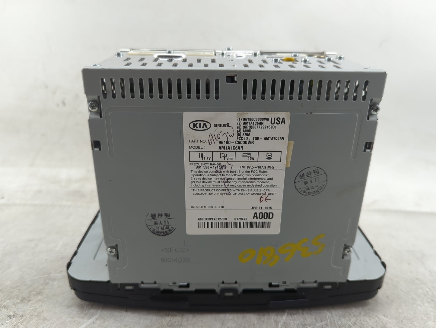 2016-2018 Kia Sorento Radio AM FM Cd Player Receiver Replacement P/N:96180-C6000WK Fits Fits 2016 2017 2018 OEM Used Auto Pa