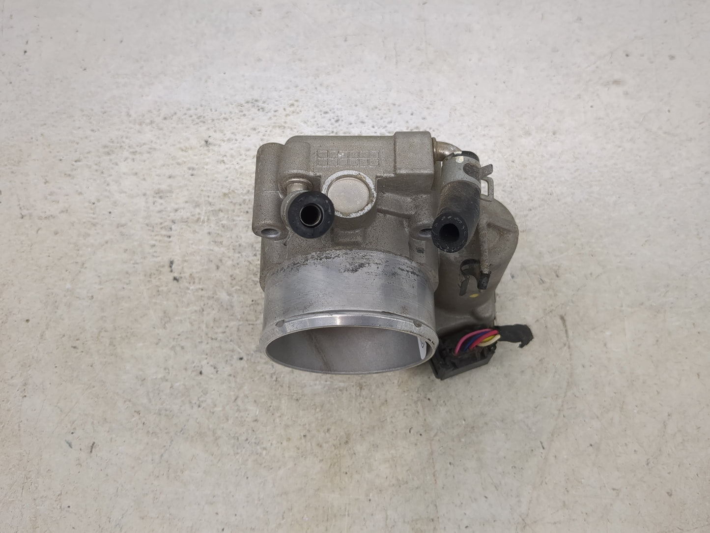 2016-2020 Kia Sorento Throttle Body P/N:35100-2G600 0280750618 Fits Fits 2015 2016 2017 2018 2019 2020 2021 OEM Used Auto Pa