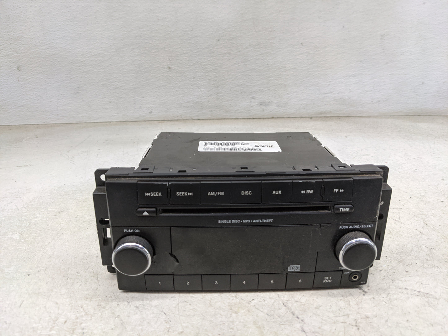 2016-2018 Kia Sorento Radio AM FM Cd Player Receiver Replacement P/N:P68252824AD Fits Fits 2016 2017 2018 OEM Used Auto Part