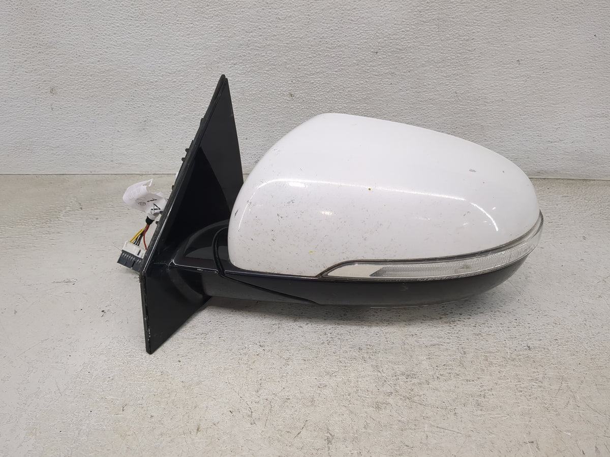 2016-2020 Kia Sorento Passenger Side View Mirror - Right Door Mirror OEM Used - Oemusedautoparts1.com
