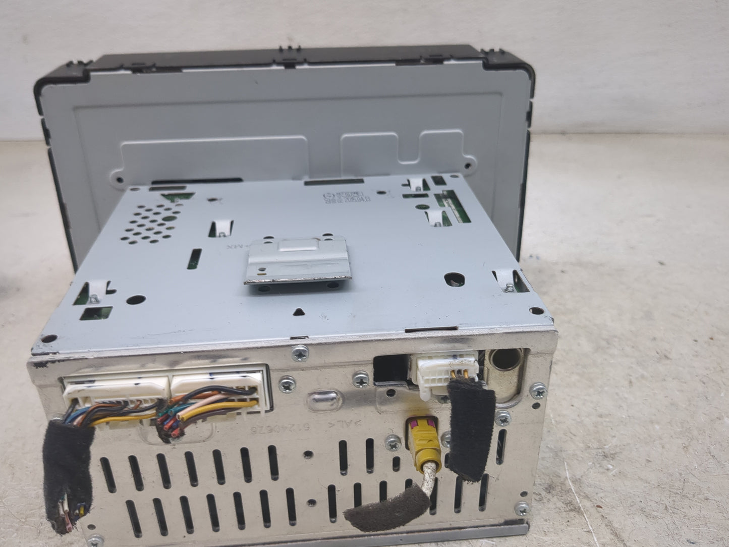 2016 Kia Sorento Radio AM FM Cd Player Receiver Replacement P/N:96170C6100CA 61X4025 Fits OEM Used Auto Parts - Oemusedautop