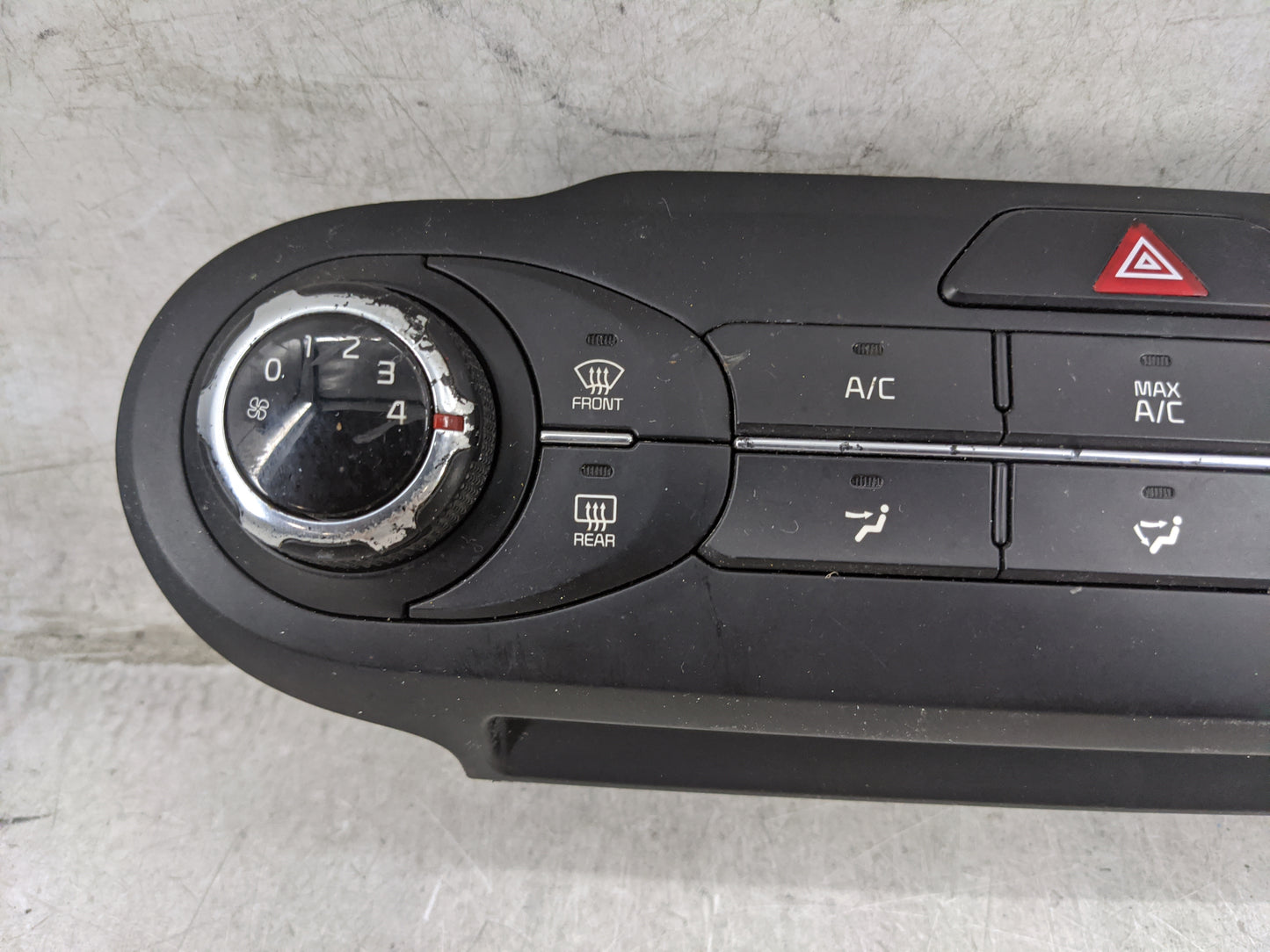 2016 Kia Sorento Climate Control Module Temperature AC/Heater Replacement P/N:97250-C5XXX 97250-C6XXX Fits OEM Used Auto Par